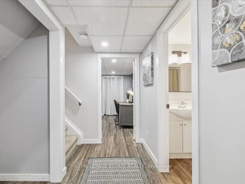 Photo 32 of 659 Upper Wentworth Street, Hamilton, Burkholme — HOMEH
