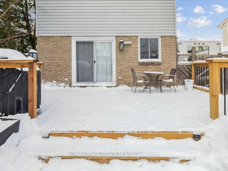 Photo 41 of 659 Upper Wentworth Street, Hamilton, Burkholme — HOMEH