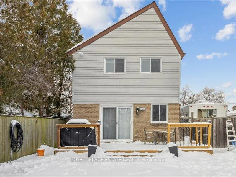 Photo 43 of 659 Upper Wentworth Street, Hamilton, Burkholme — HOMEH