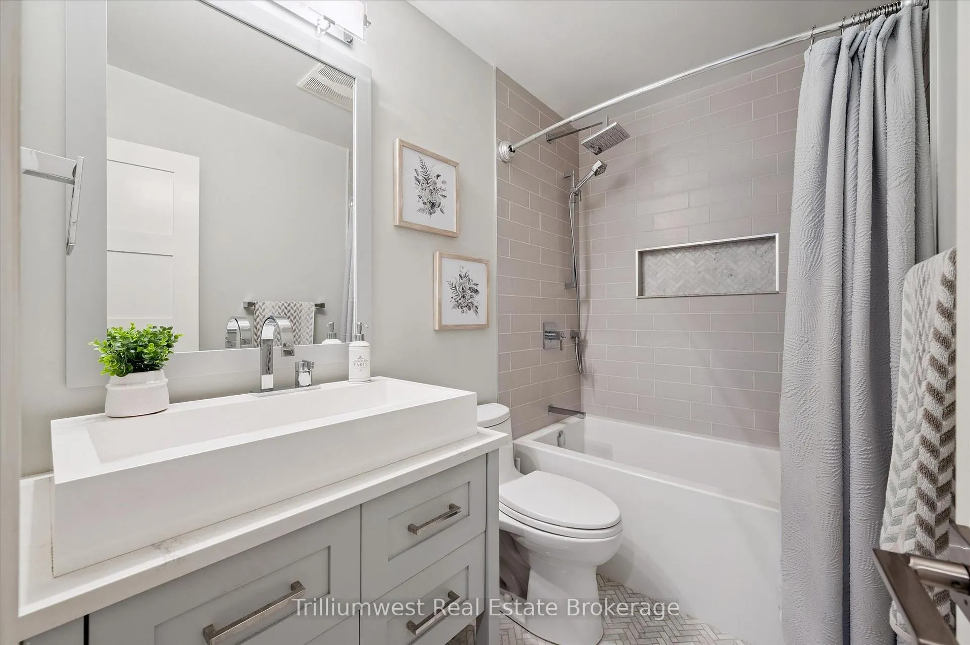 Photo 18 of 13 Randell Drive, Guelph/Eramosa, Rural Guelph/Eramosa West — HOMEH