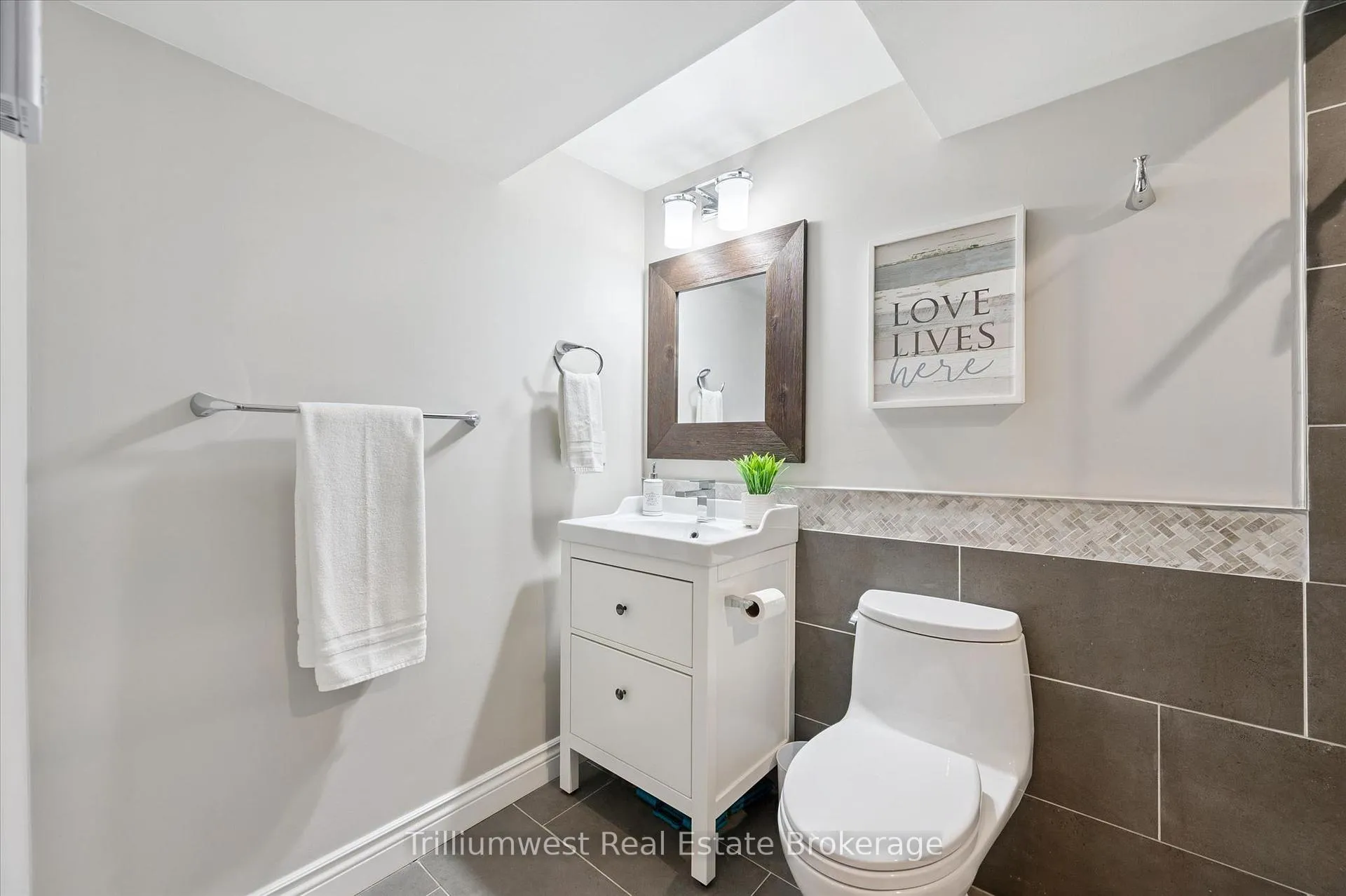 Photo 25 of 13 Randell Drive, Guelph/Eramosa, Rural Guelph/Eramosa West — HOMEH