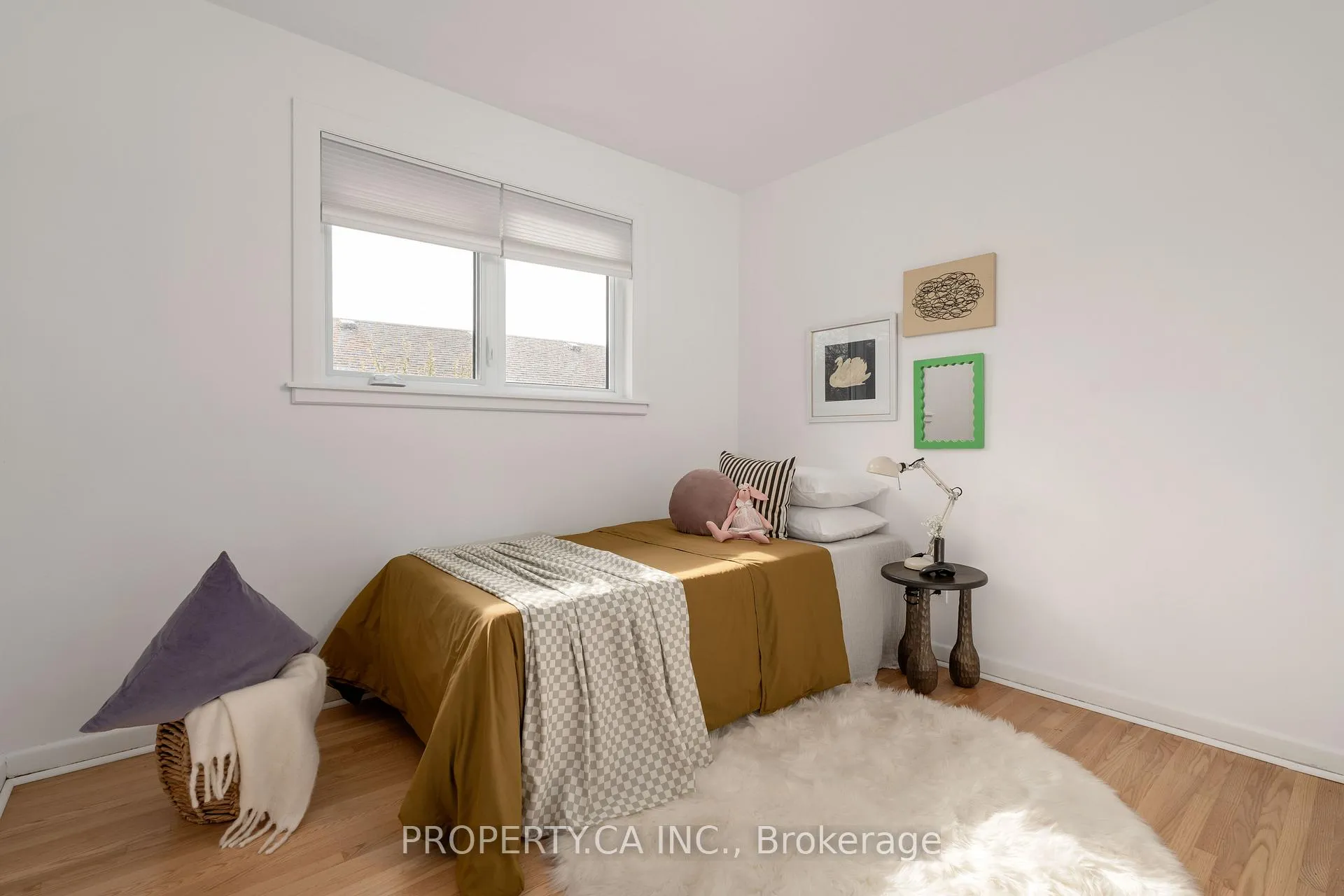 Photo 13 of 19 Jill Crescent, Etobicoke, Eringate-Centennial-West Deane — HOMEH