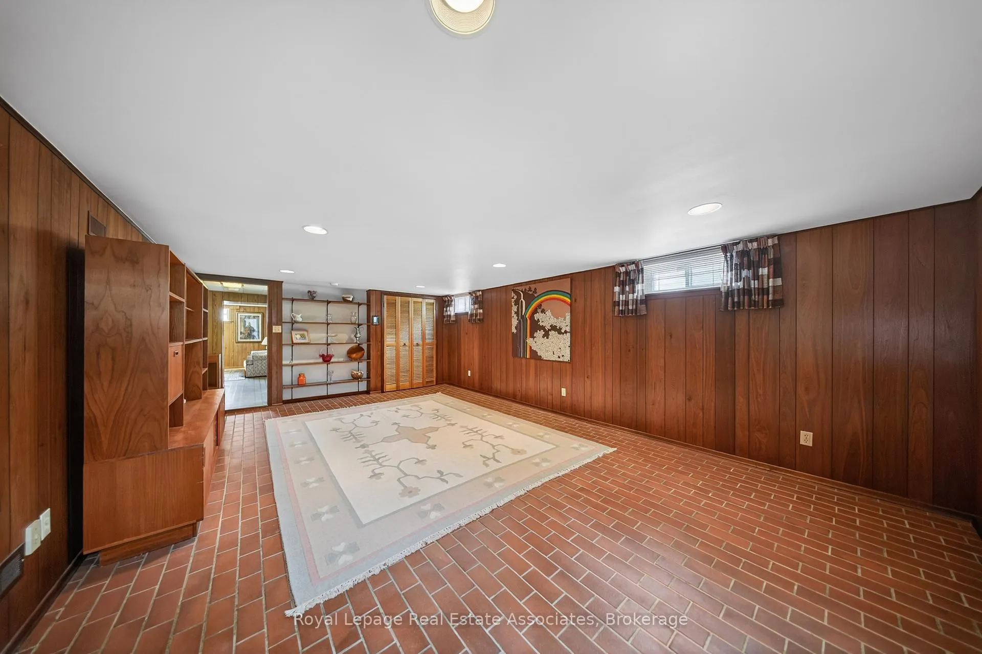 Photo 38 of 168 Taysham Crescent, Etobicoke, Thistletown-Beaumonde Heights — HOMEH