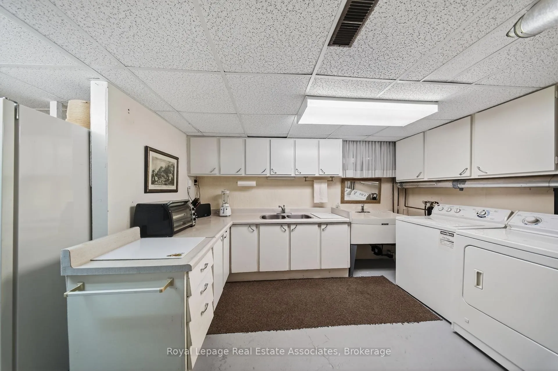 Photo 44 of 168 Taysham Crescent, Etobicoke, Thistletown-Beaumonde Heights — HOMEH