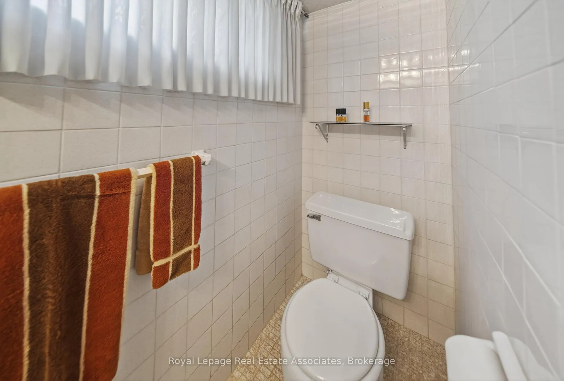 Photo 50 of 168 Taysham Crescent, Etobicoke, Thistletown-Beaumonde Heights — HOMEH