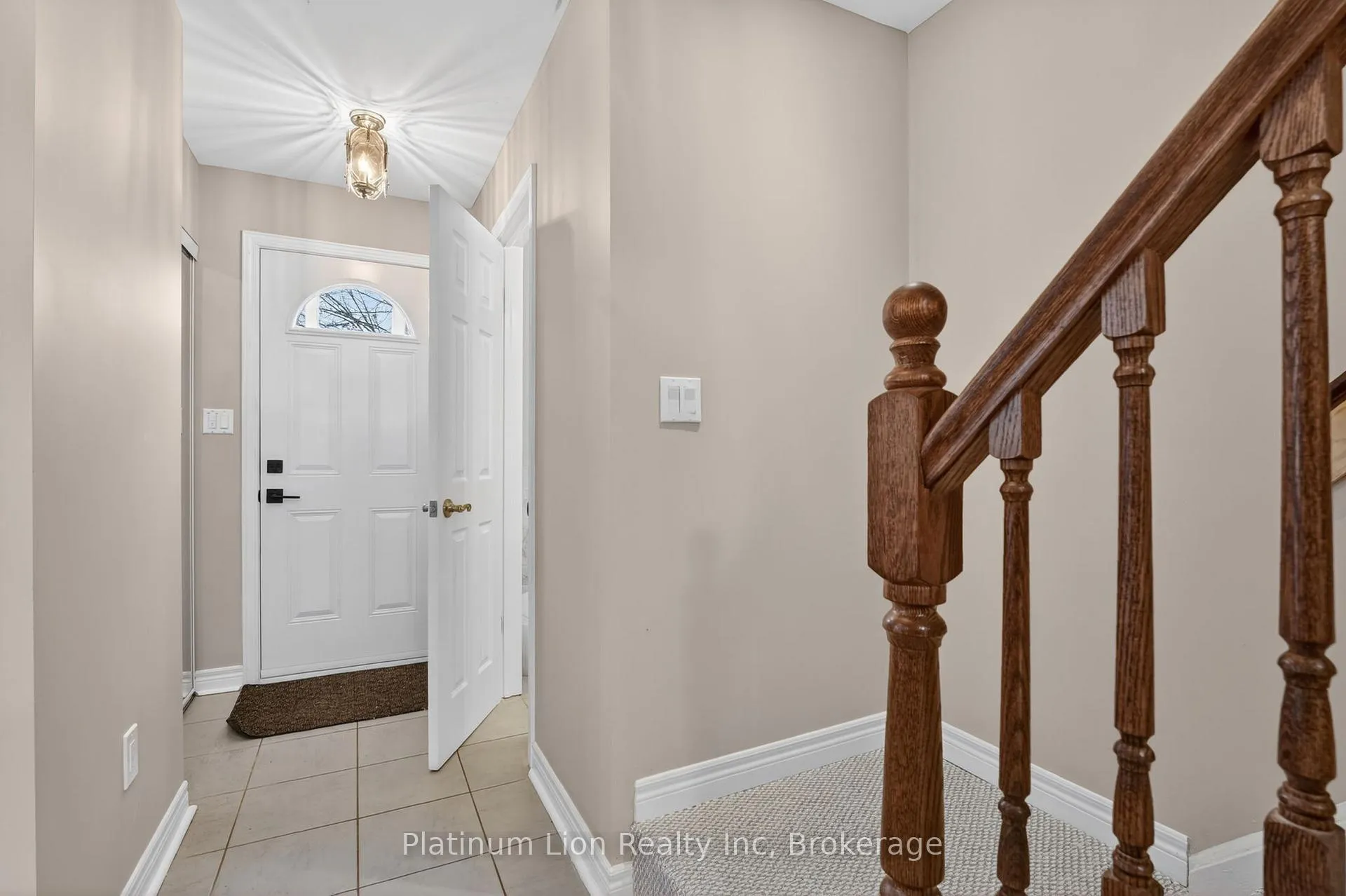Photo 7 of Unit 19, 150 Gateshead Crescent, Hamilton, Stoney Creek — HOMEH