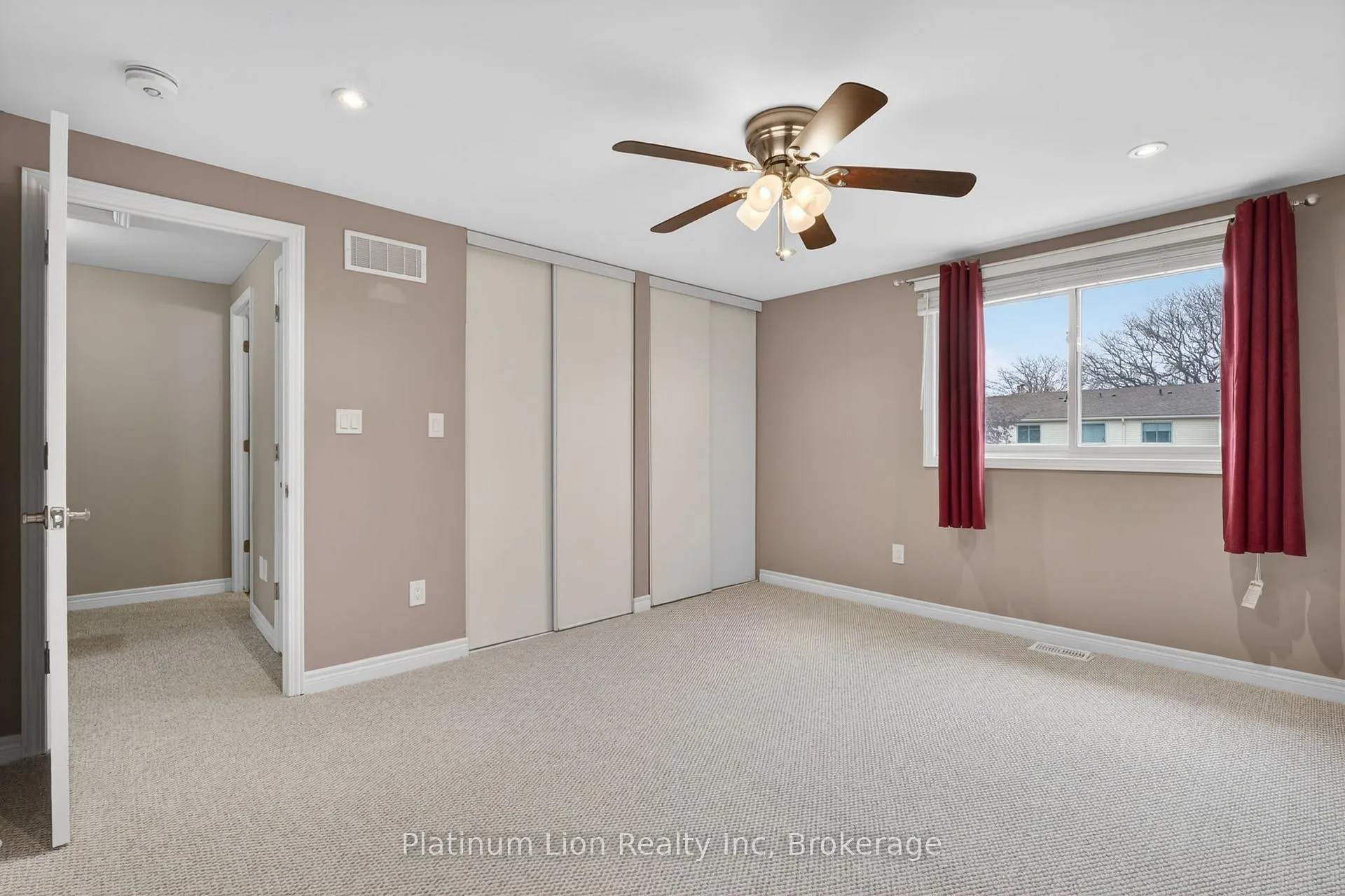 Photo 29 of Unit 19, 150 Gateshead Crescent, Hamilton, Stoney Creek — HOMEH