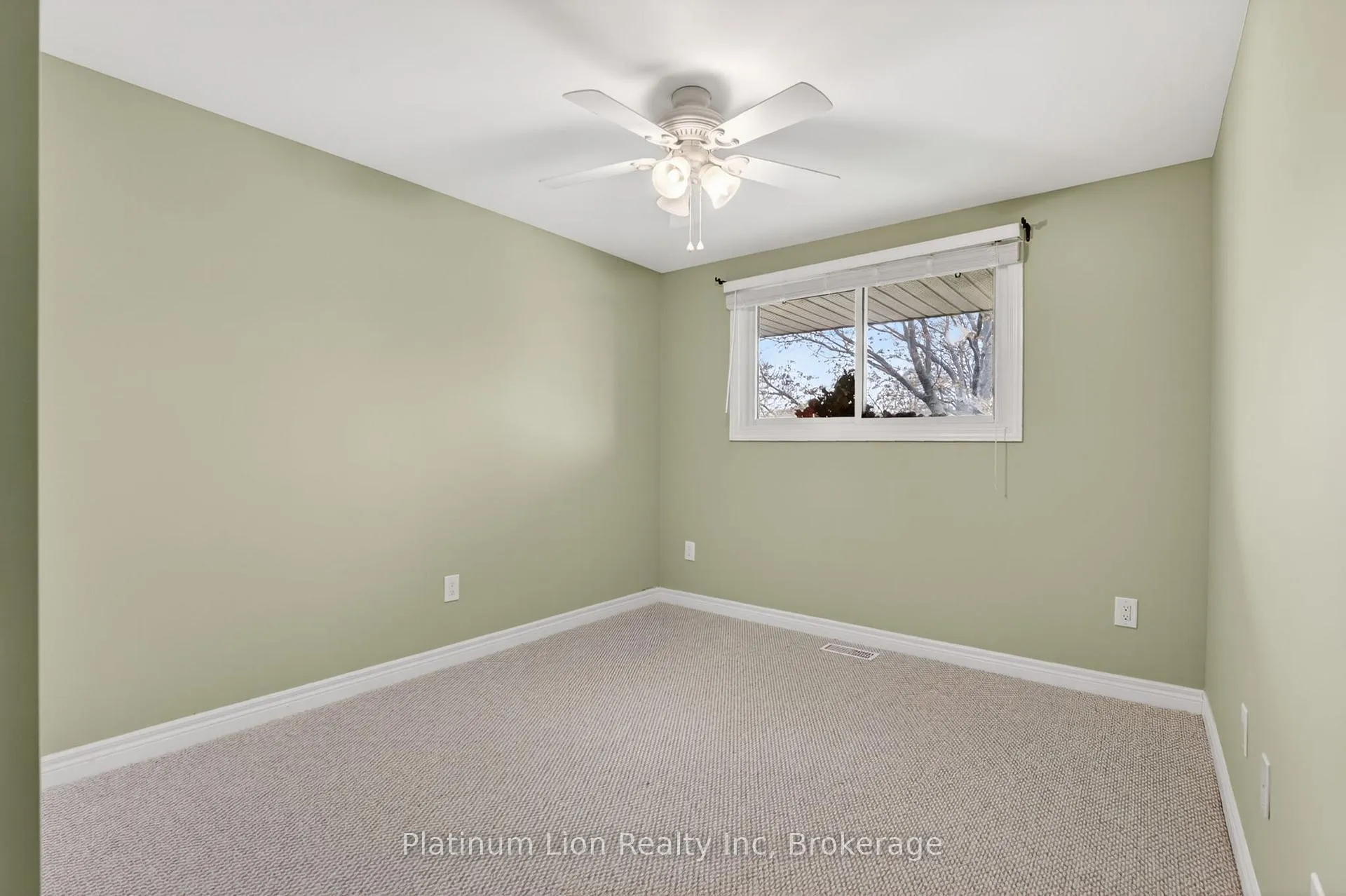 Photo 31 of Unit 19, 150 Gateshead Crescent, Hamilton, Stoney Creek — HOMEH