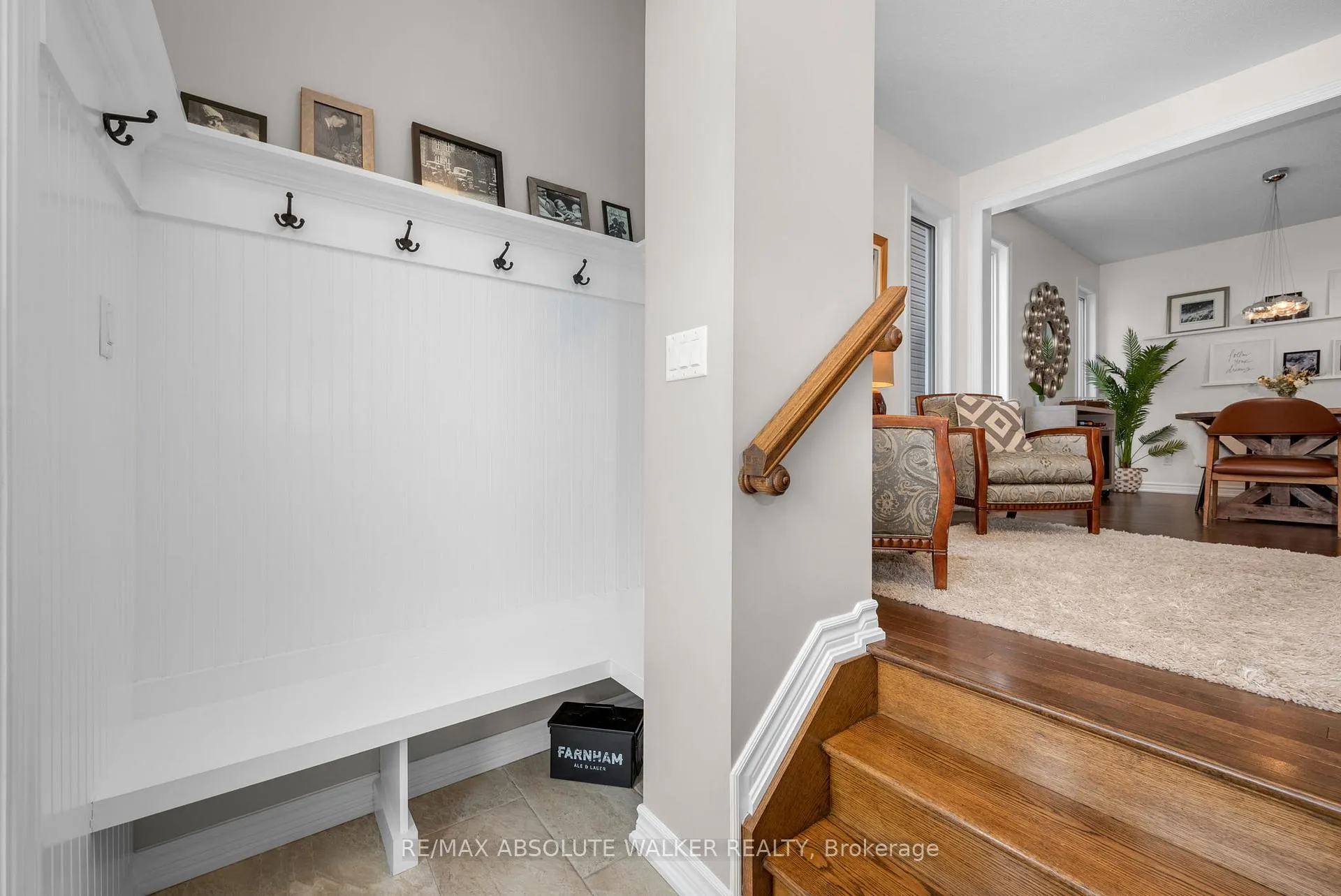 Photo 3 of 207 Rivertree Street, Ottawa, Kanata - Emerald Meadows/Trailwest — HOMEH