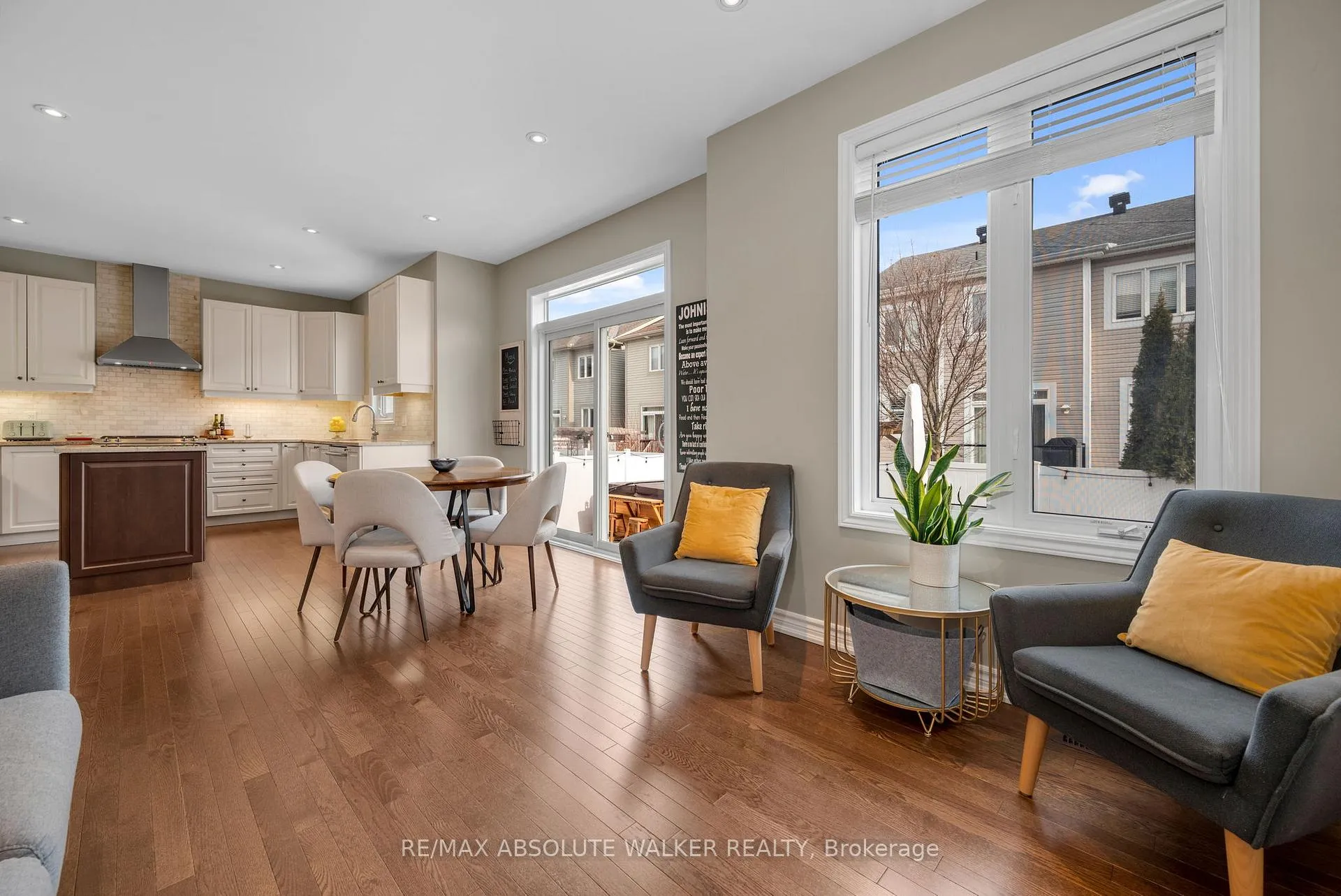 Photo 14 of 207 Rivertree Street, Ottawa, Kanata - Emerald Meadows/Trailwest — HOMEH