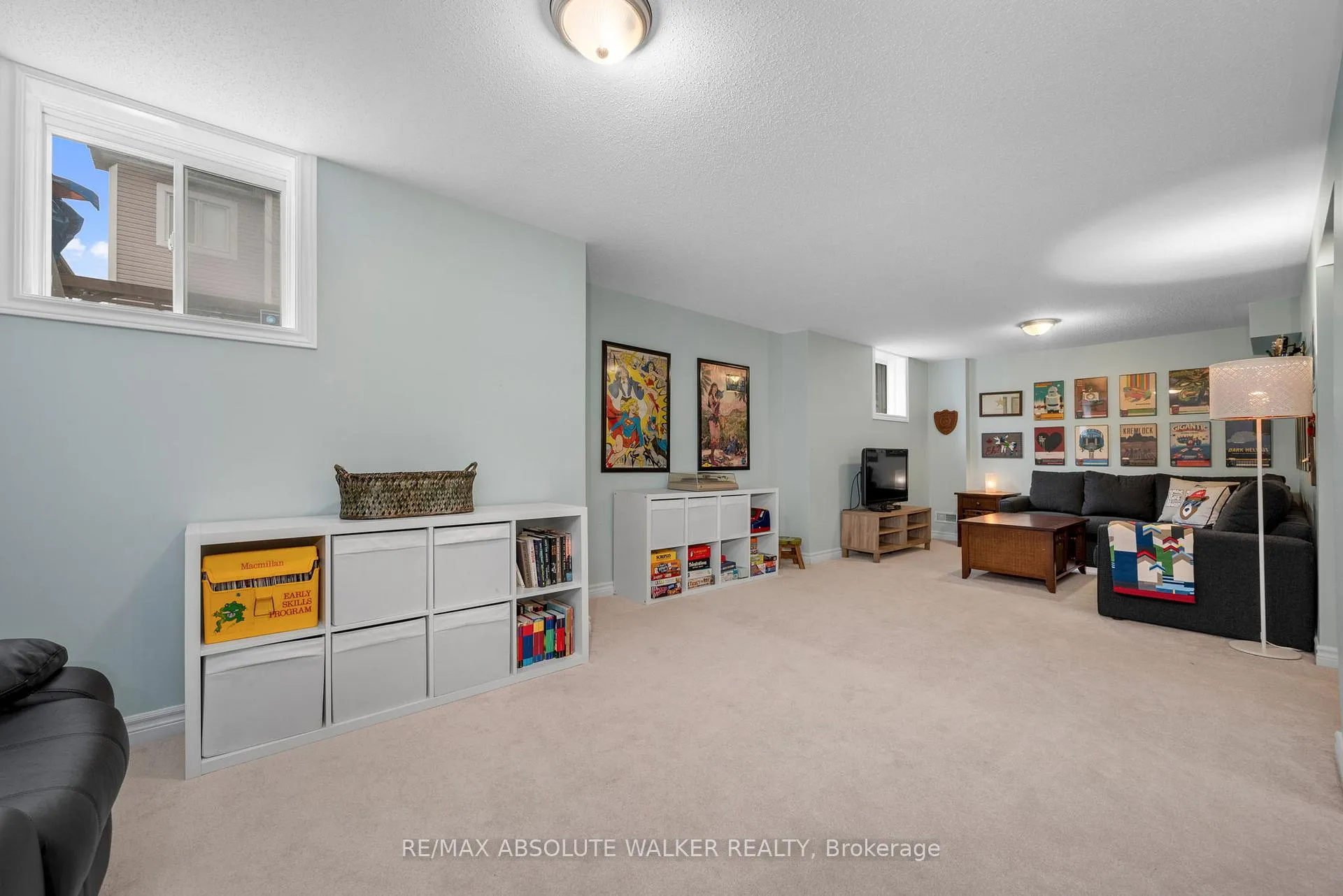 Photo 35 of 207 Rivertree Street, Ottawa, Kanata - Emerald Meadows/Trailwest — HOMEH