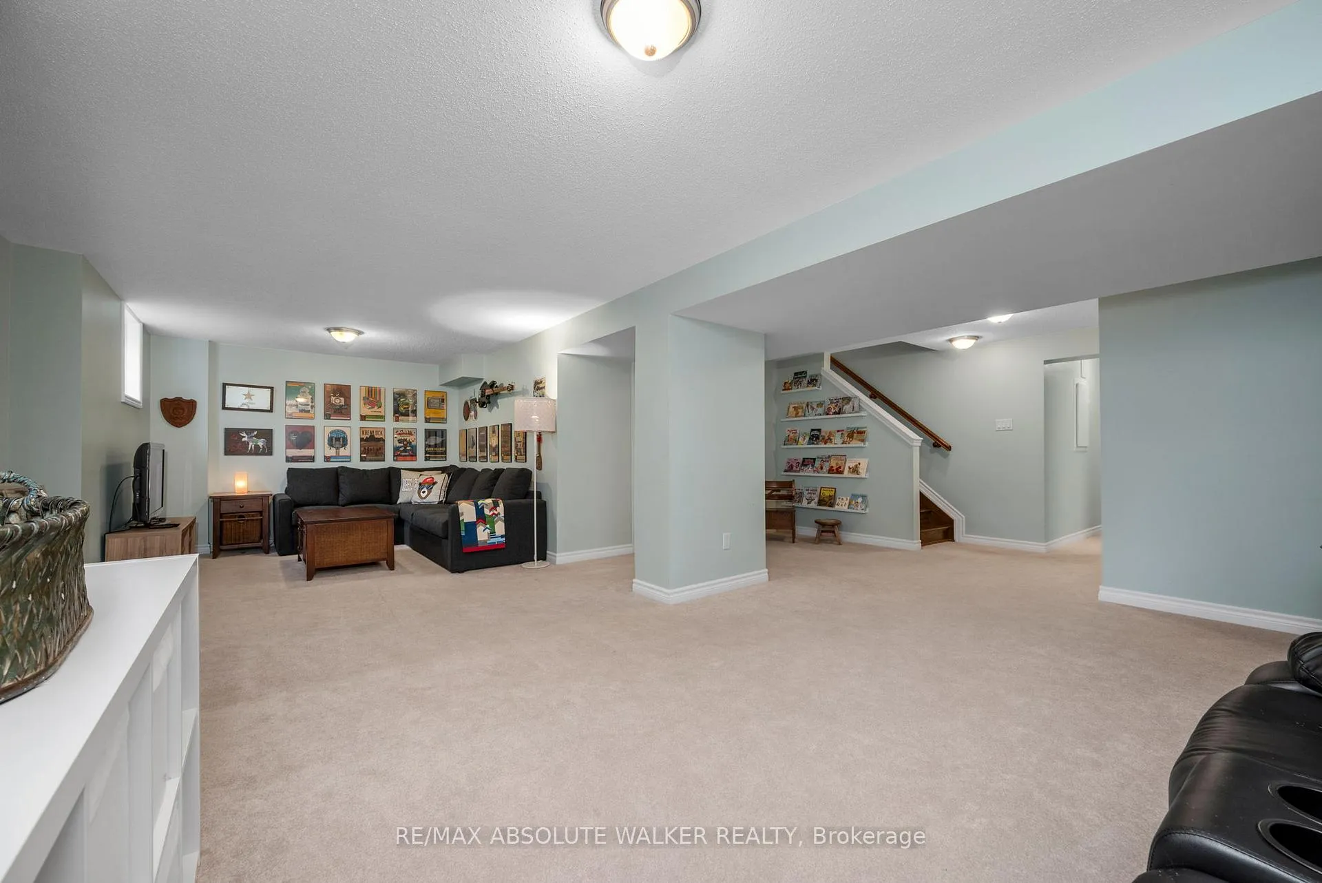 Photo 36 of 207 Rivertree Street, Ottawa, Kanata - Emerald Meadows/Trailwest — HOMEH