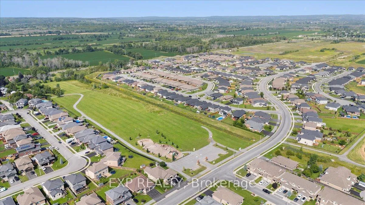 Photo 37 of 10 Covington Crescent, Belleville, Thurlow Ward — HOMEH