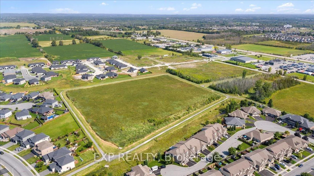 Photo 38 of 10 Covington Crescent, Belleville, Thurlow Ward — HOMEH