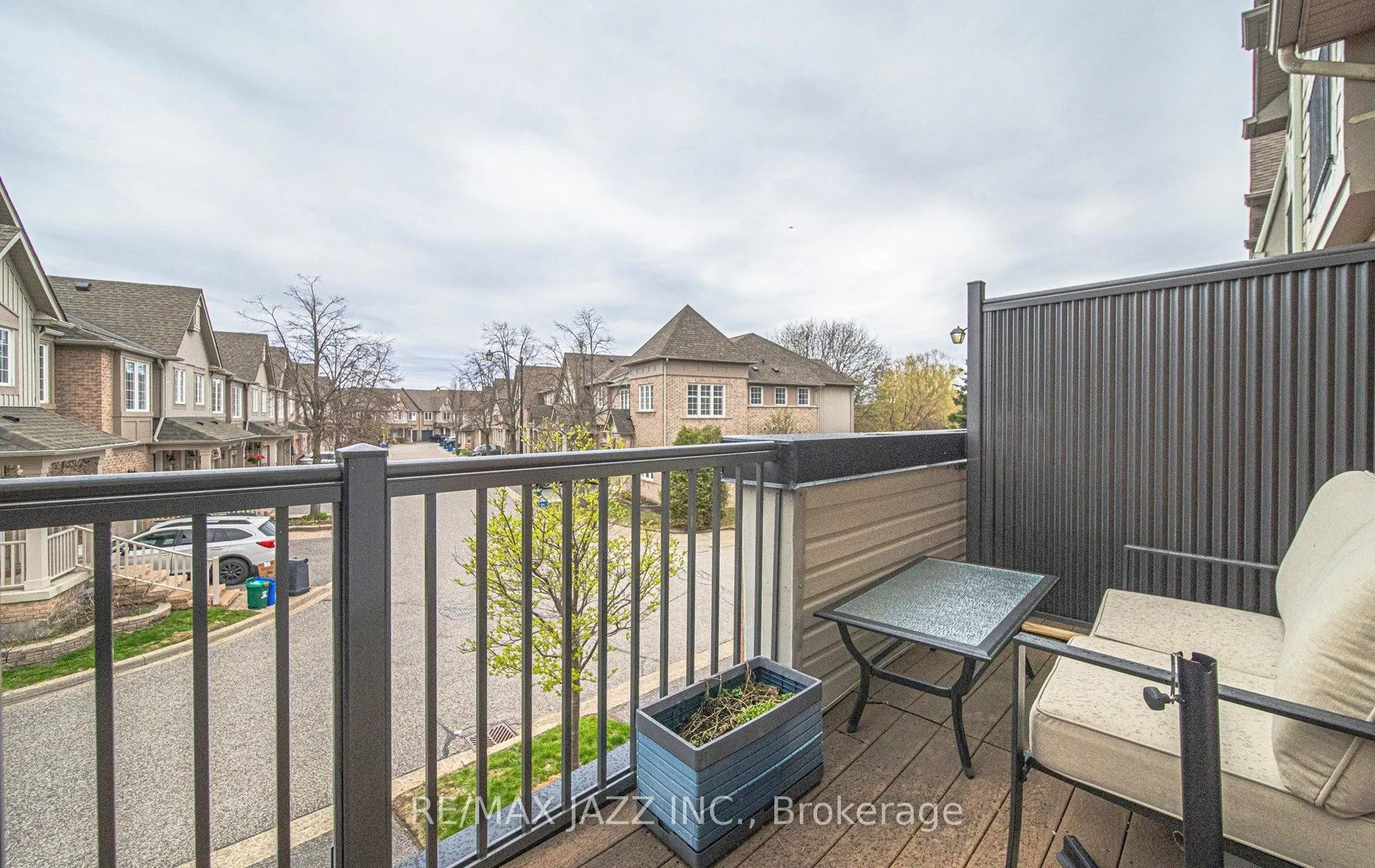 Photo 6 of Unit 29, 1100 Begley Street, Pickering, Bay Ridges — HOMEH