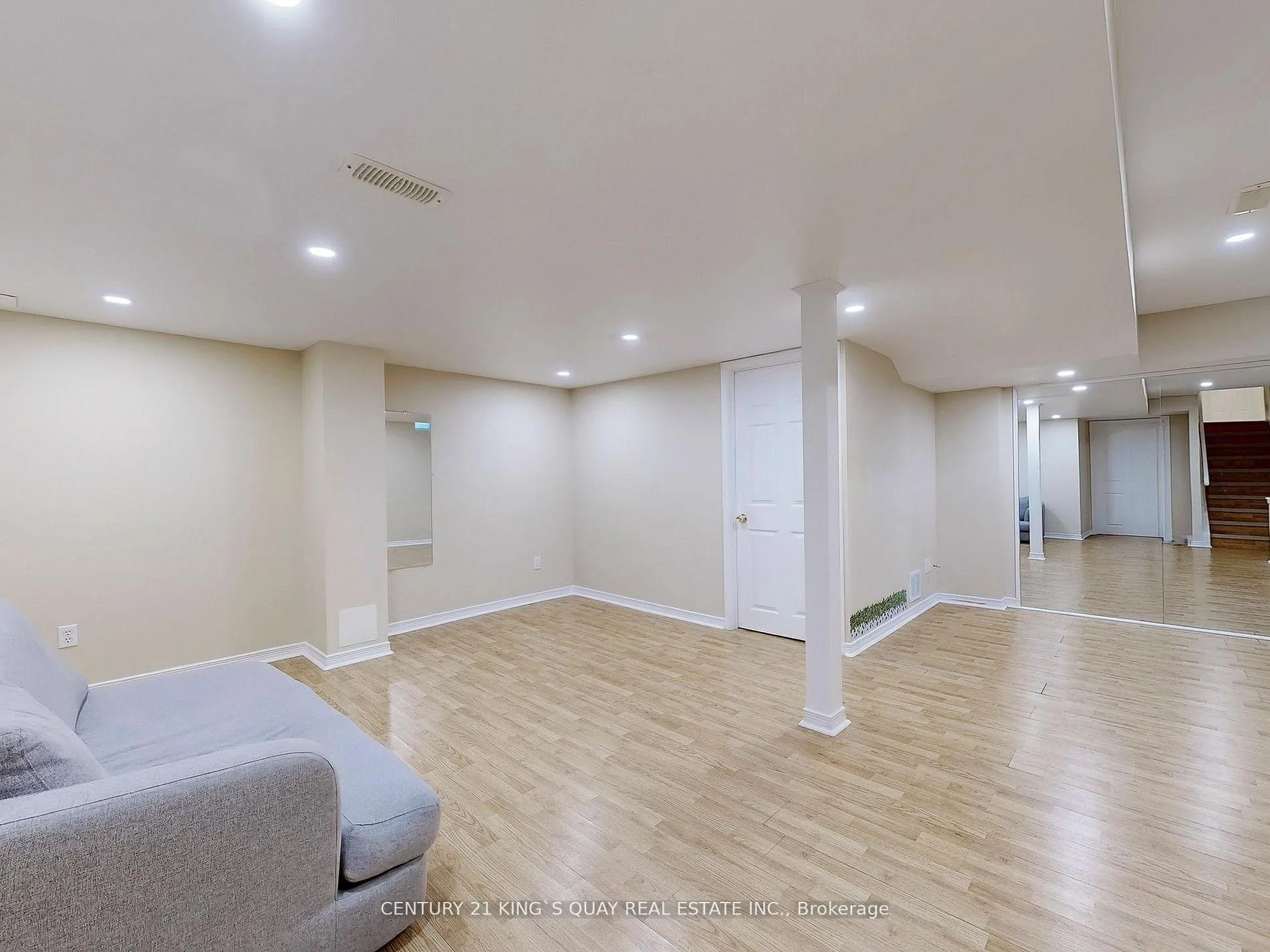 Photo 37 of 71 Rembrandt Drive, Markham, Village Green-South Unionville — HOMEH