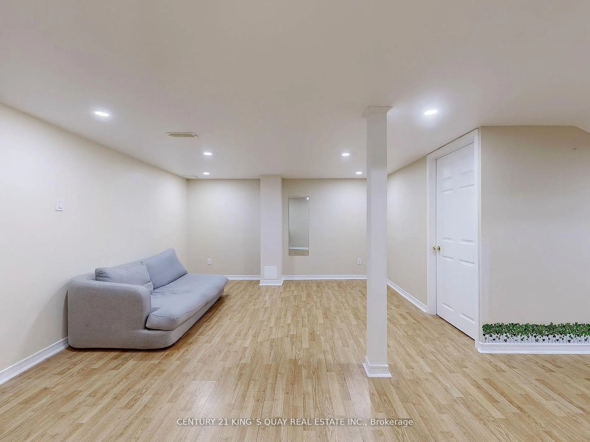 Photo 41 of 71 Rembrandt Drive, Markham, Village Green-South Unionville — HOMEH
