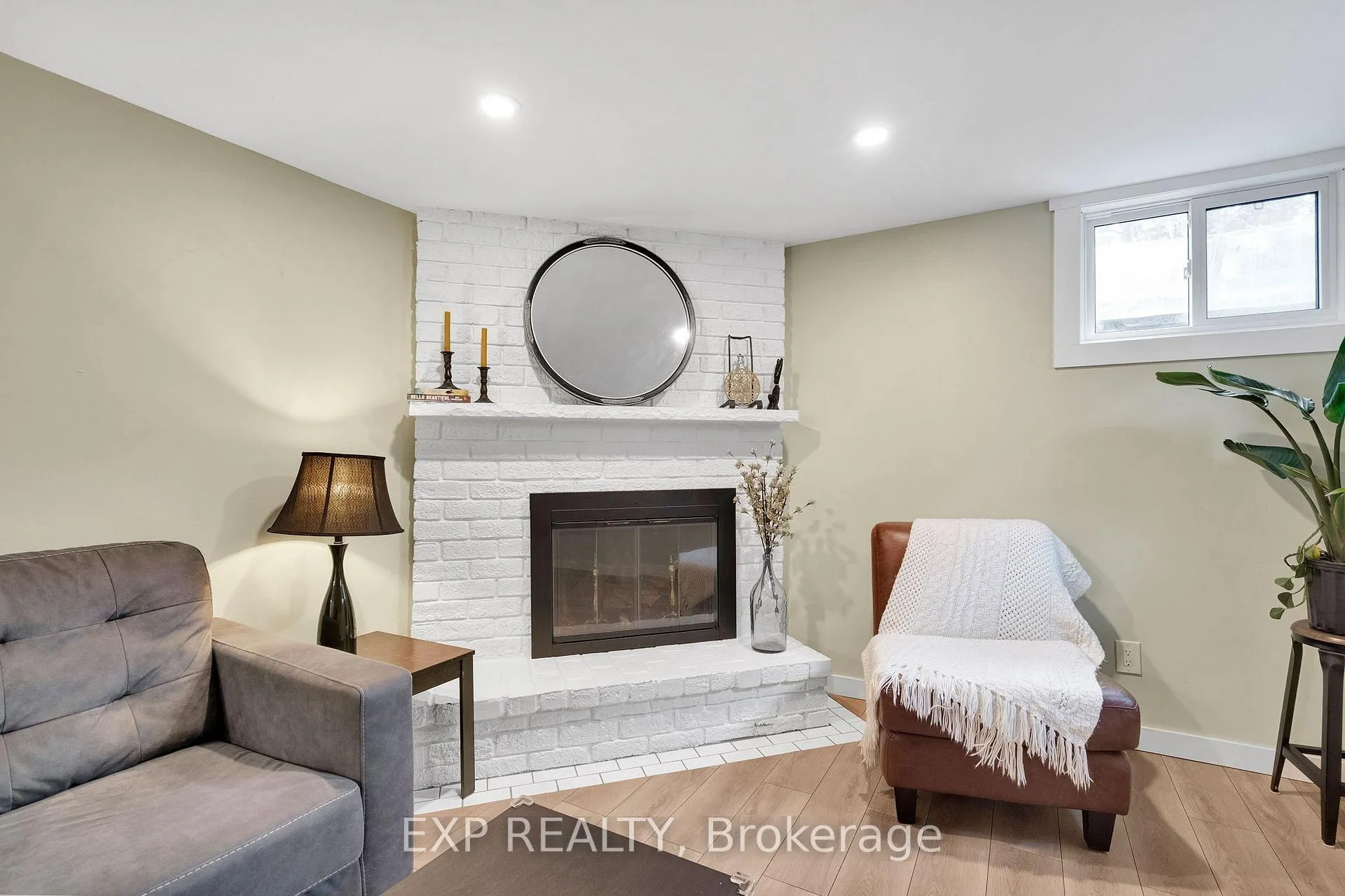 Photo 33 of 34 Taylor Crescent, St. Thomas — HOMEH