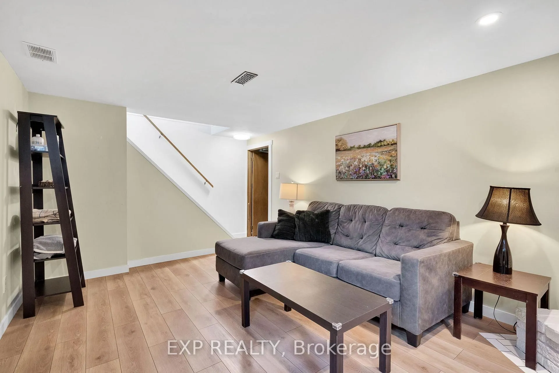Photo 34 of 34 Taylor Crescent, St. Thomas — HOMEH