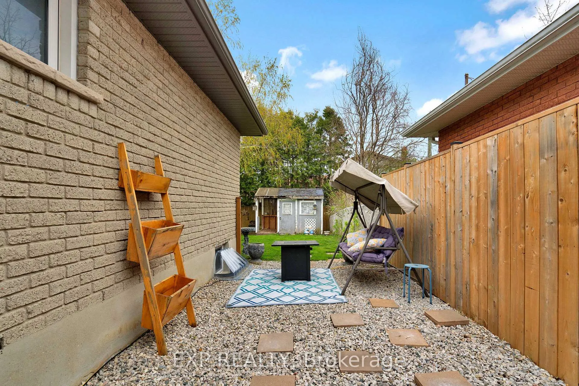 Photo 40 of 34 Taylor Crescent, St. Thomas — HOMEH