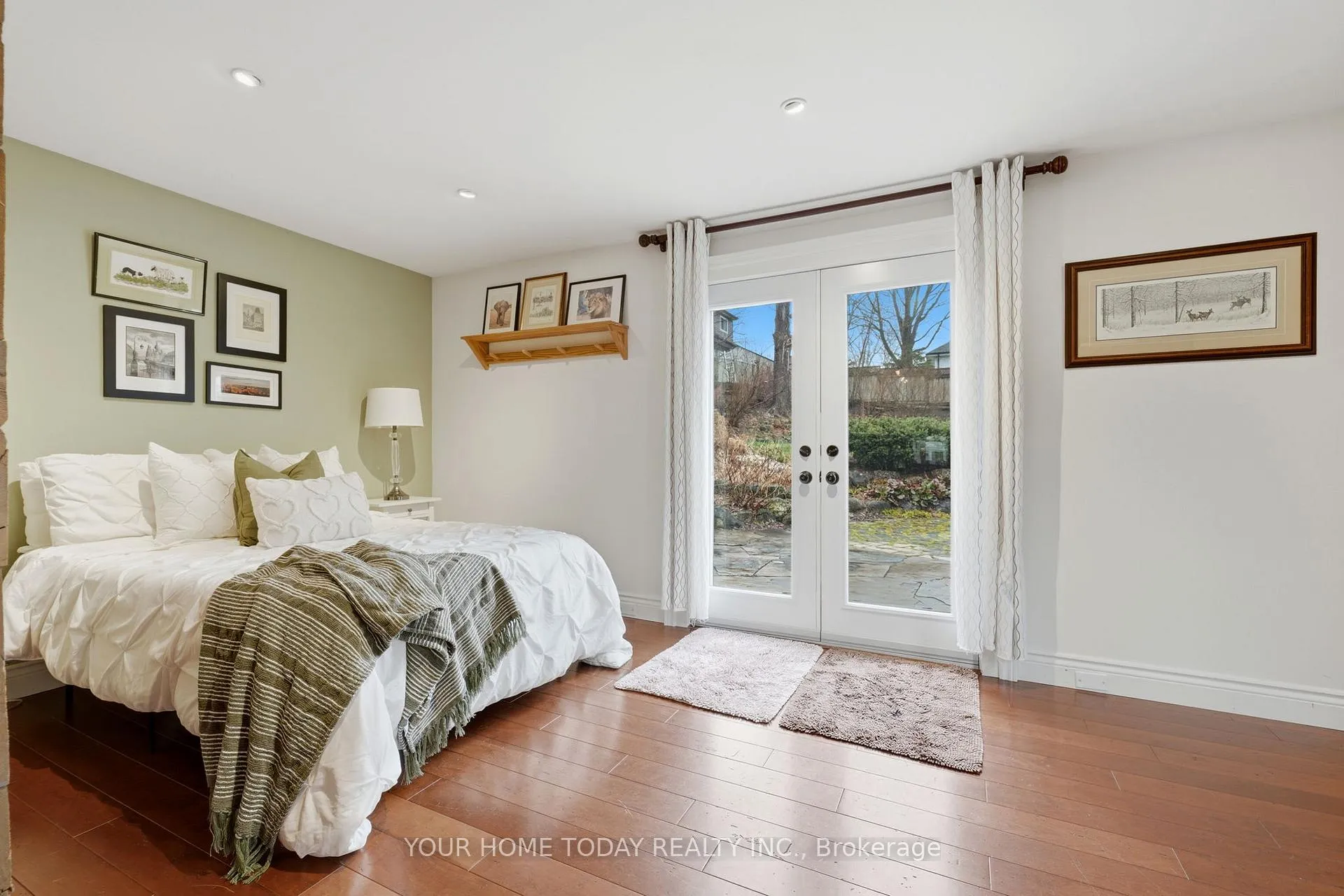 Photo 15 of 36 Queen Street, Halton Hills, Georgetown — HOMEH