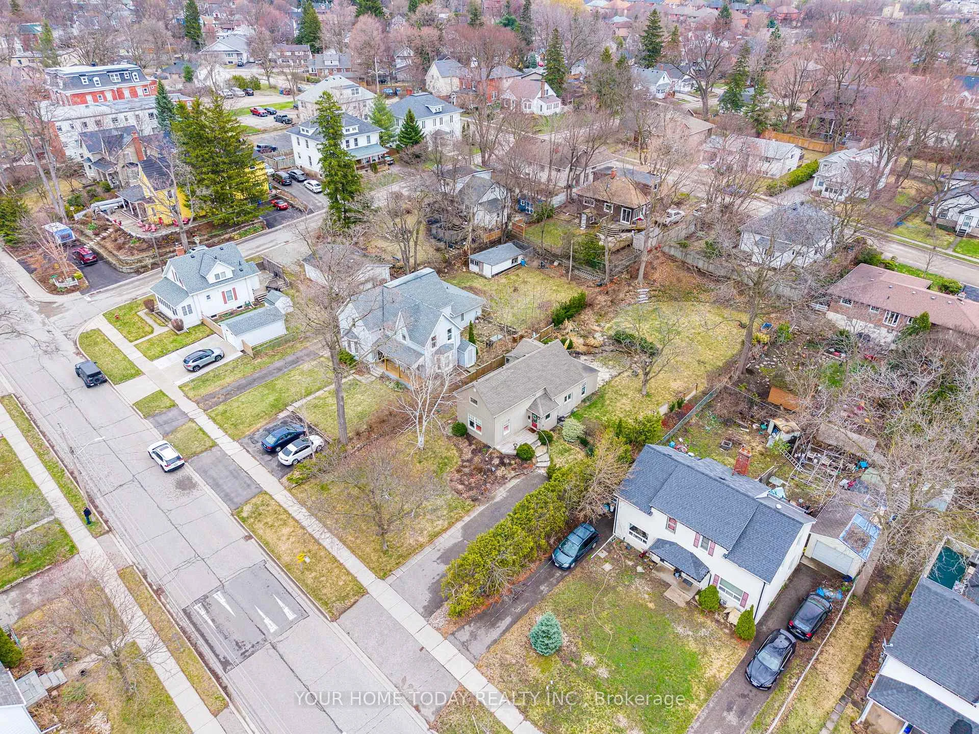 Photo 37 of 36 Queen Street, Halton Hills, Georgetown — HOMEH