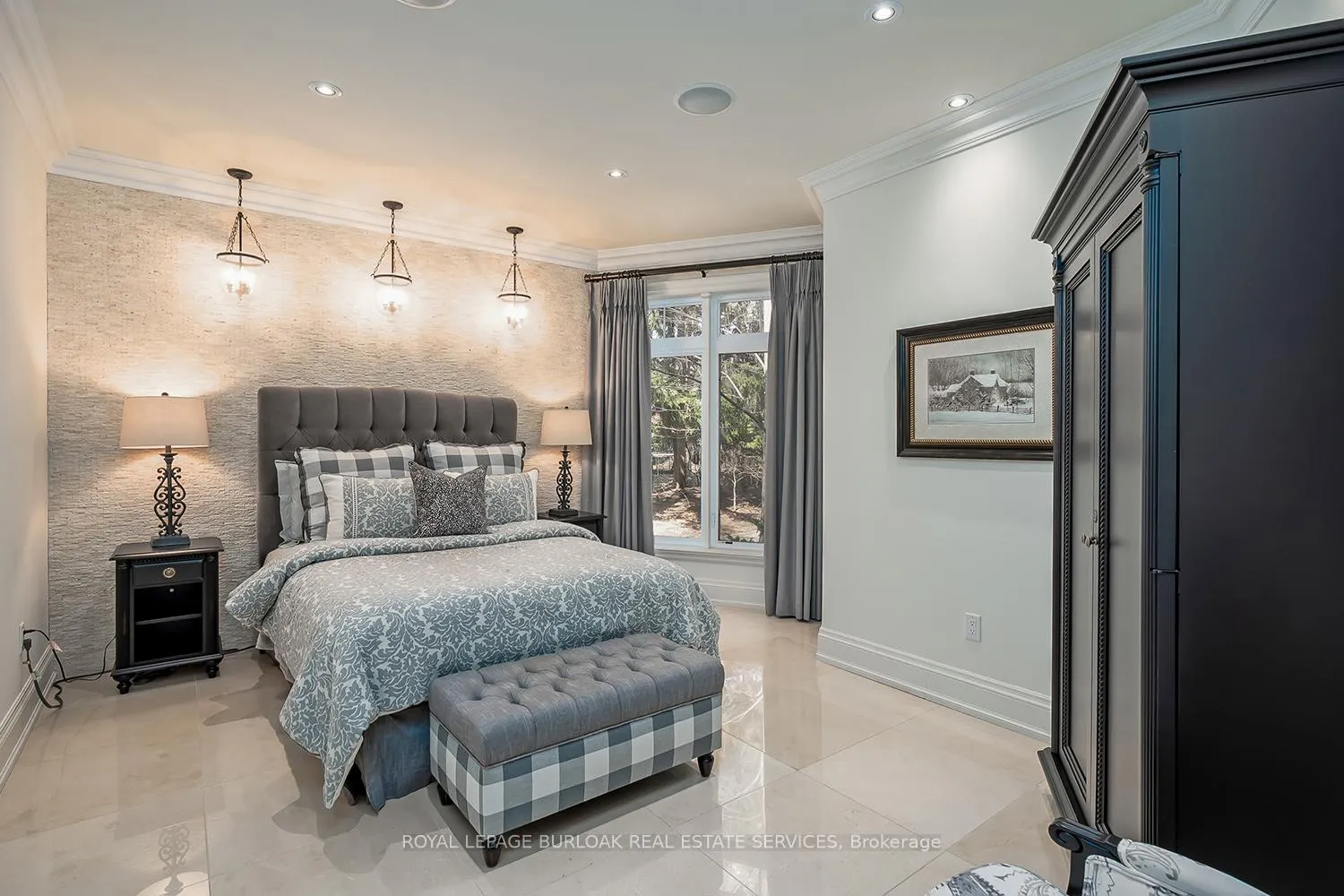 Photo 17 of 259 Wilton Street, Burlington, Roseland — HOMEH
