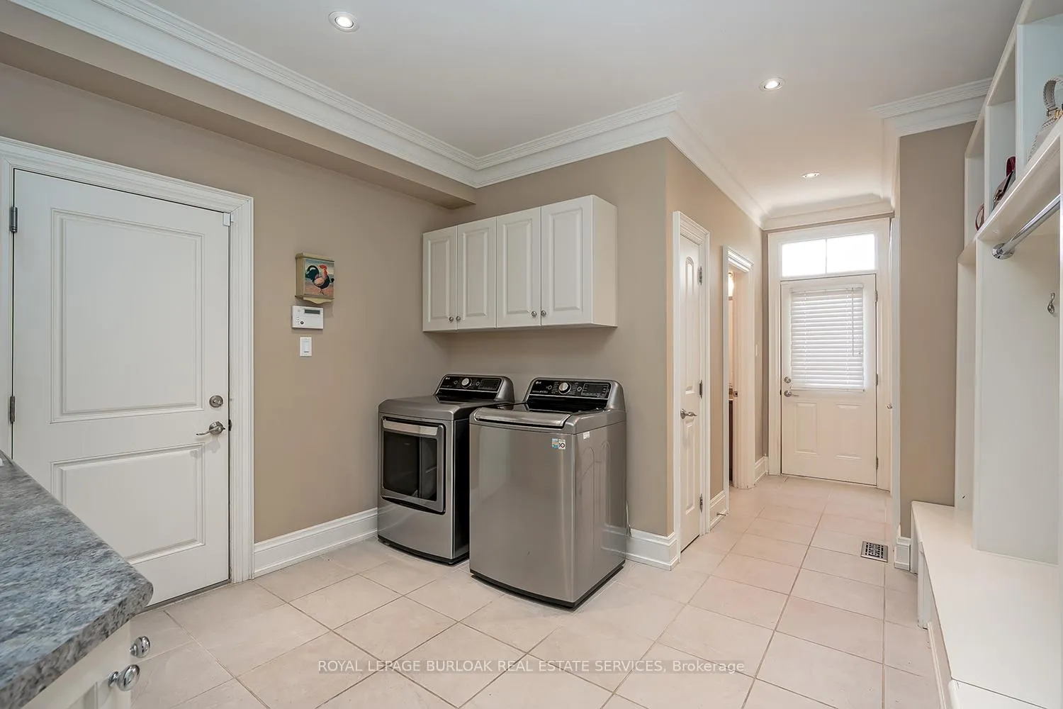 Photo 20 of 259 Wilton Street, Burlington, Roseland — HOMEH
