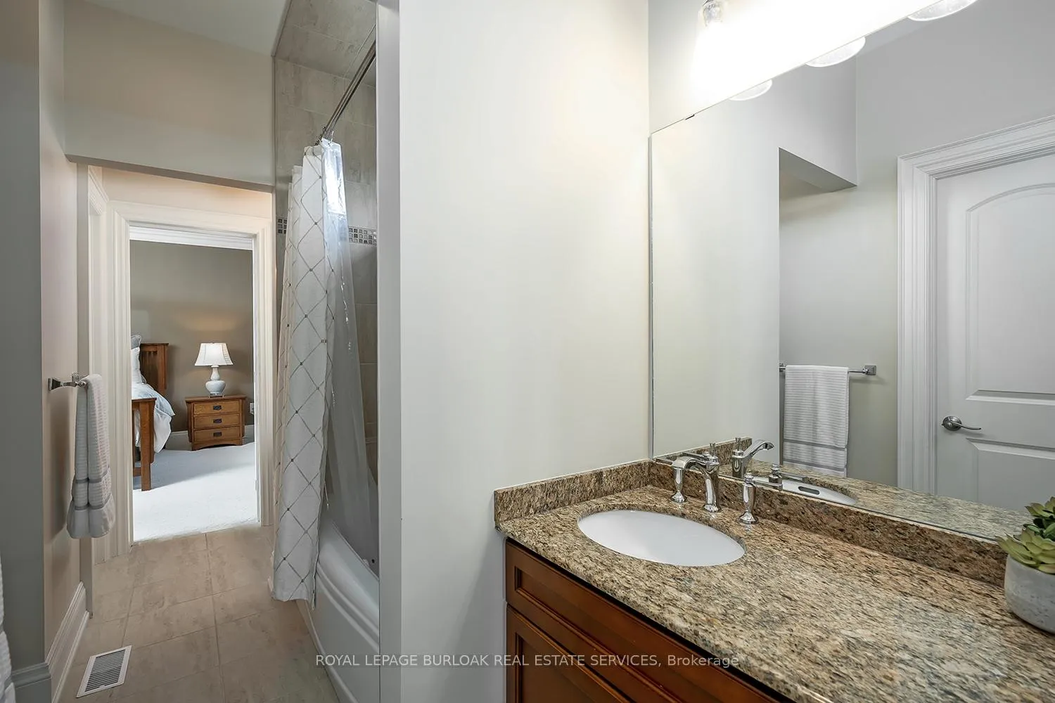 Photo 27 of 259 Wilton Street, Burlington, Roseland — HOMEH