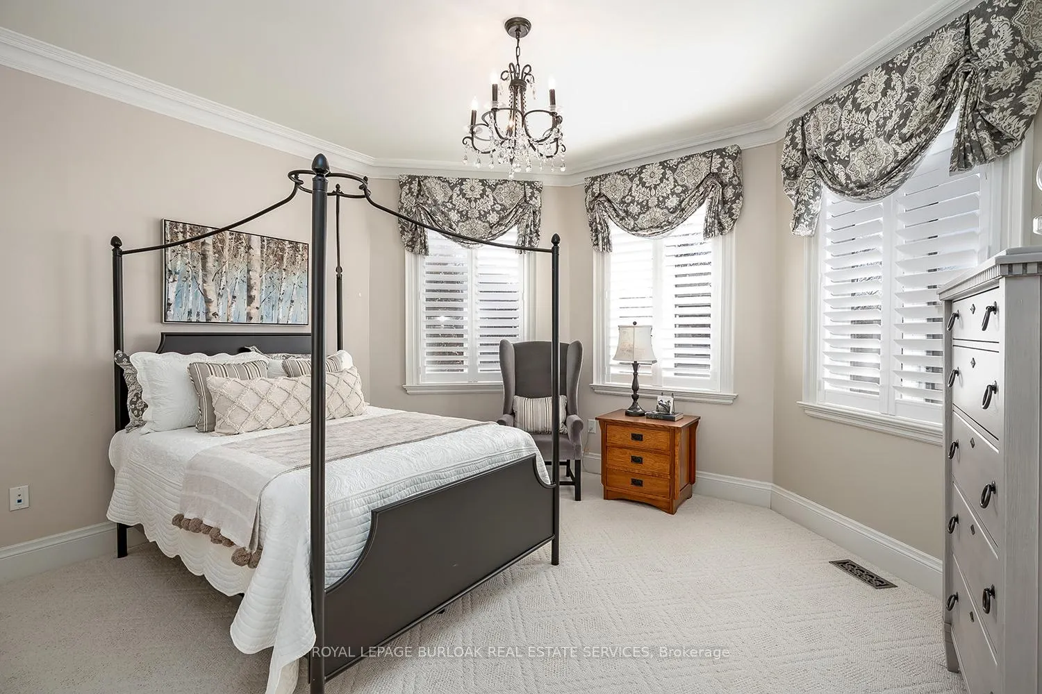 Photo 28 of 259 Wilton Street, Burlington, Roseland — HOMEH
