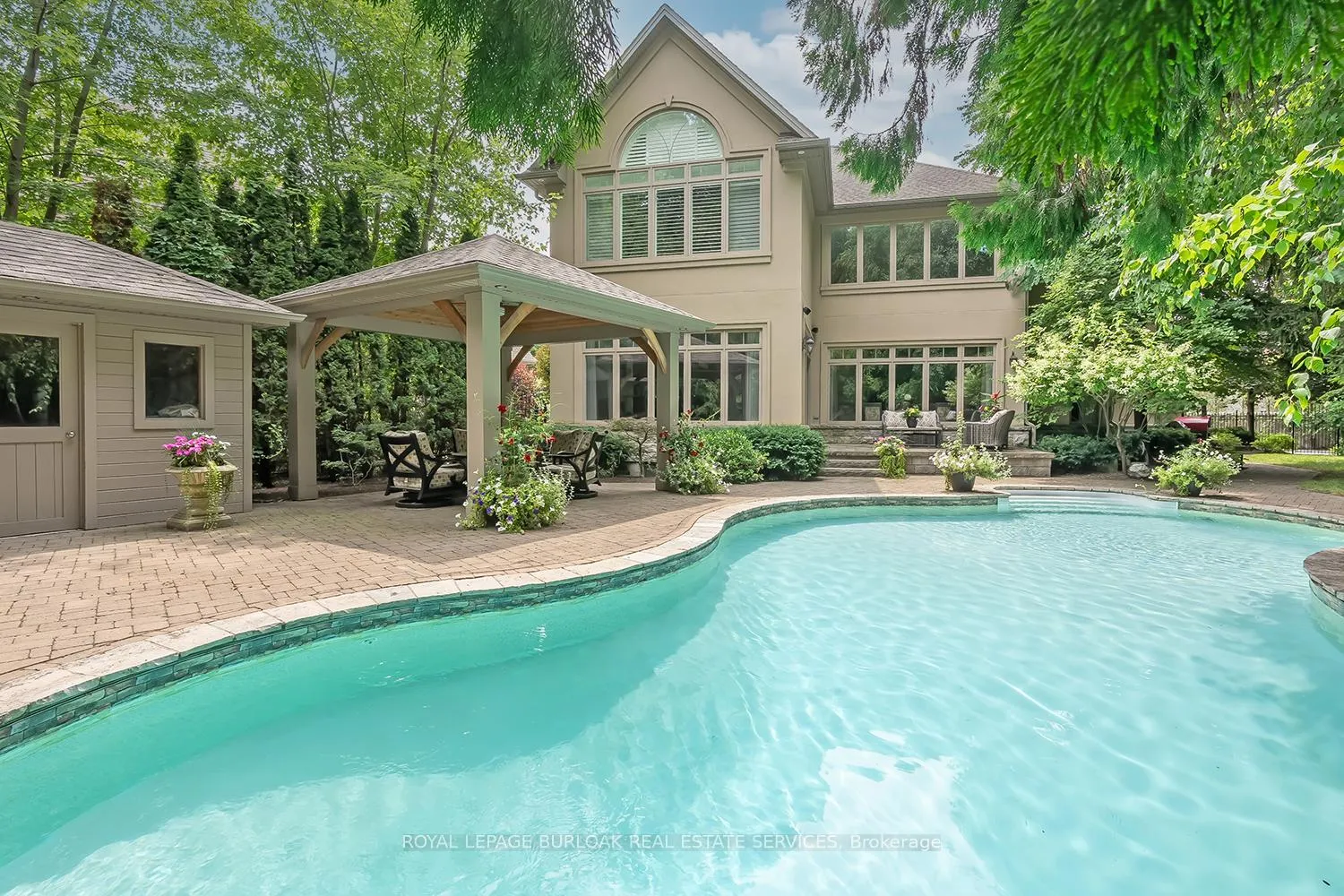 Photo 44 of 259 Wilton Street, Burlington, Roseland — HOMEH