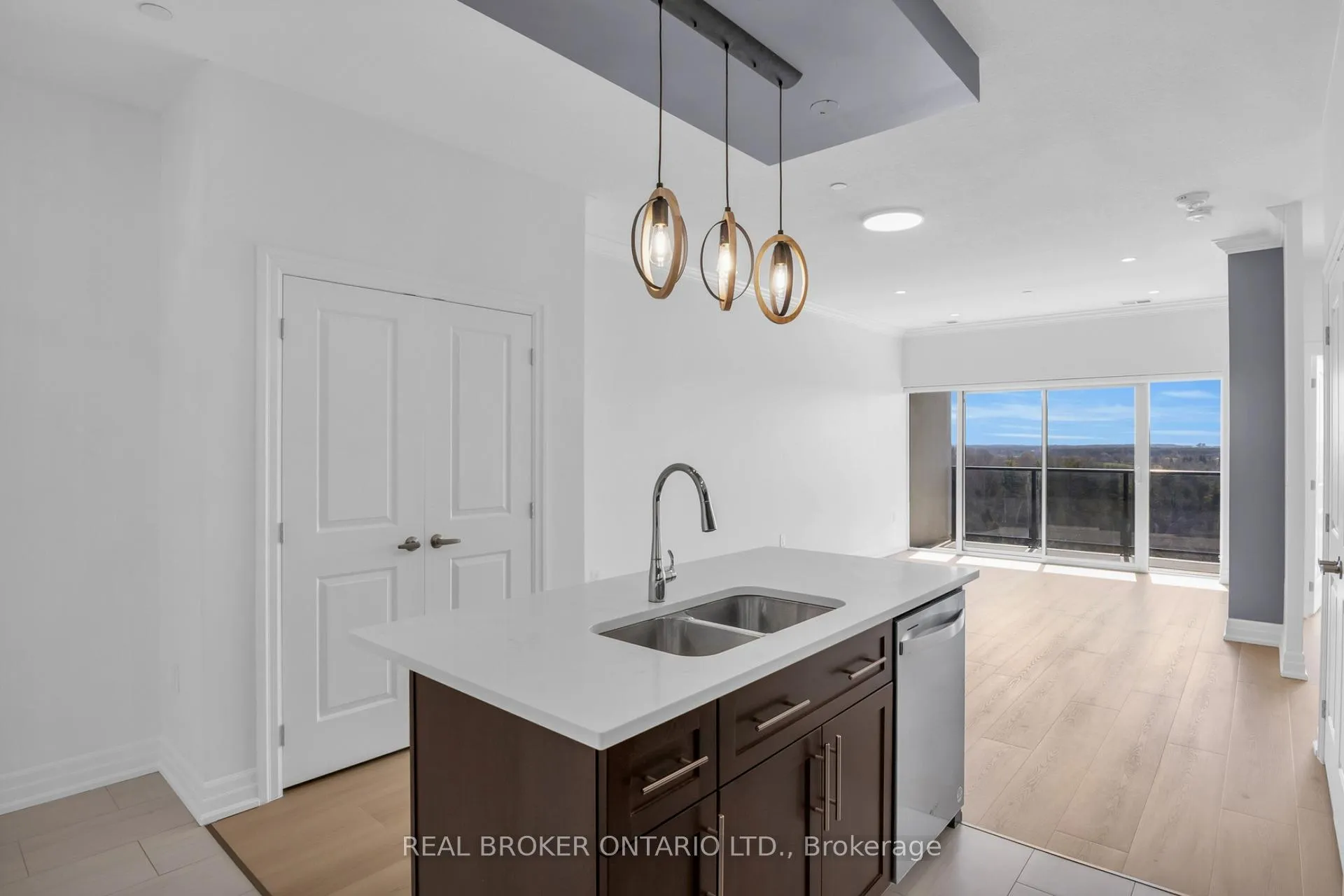 Photo 11 of Unit 1003, 1880 Gordon Street, Guelph, Pineridge/Westminster Woods — HOMEH