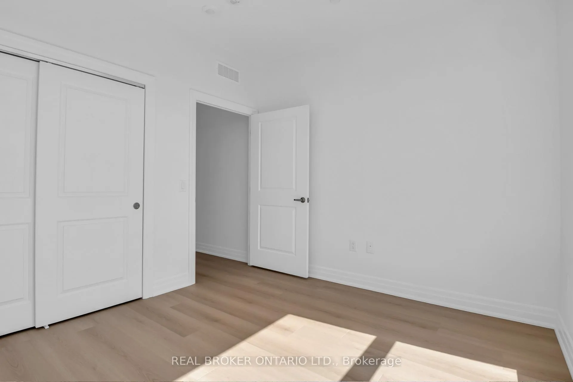 Photo 20 of Unit 1003, 1880 Gordon Street, Guelph, Pineridge/Westminster Woods — HOMEH