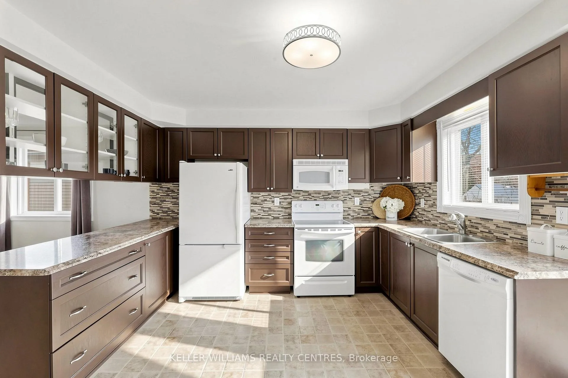 Photo 11 of 171 Marsellus Drive, Barrie, Holly — HOMEH