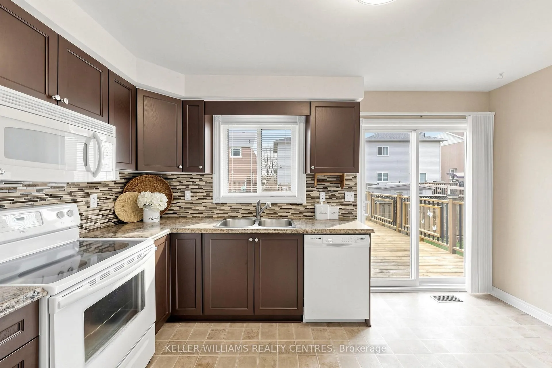 Photo 13 of 171 Marsellus Drive, Barrie, Holly — HOMEH