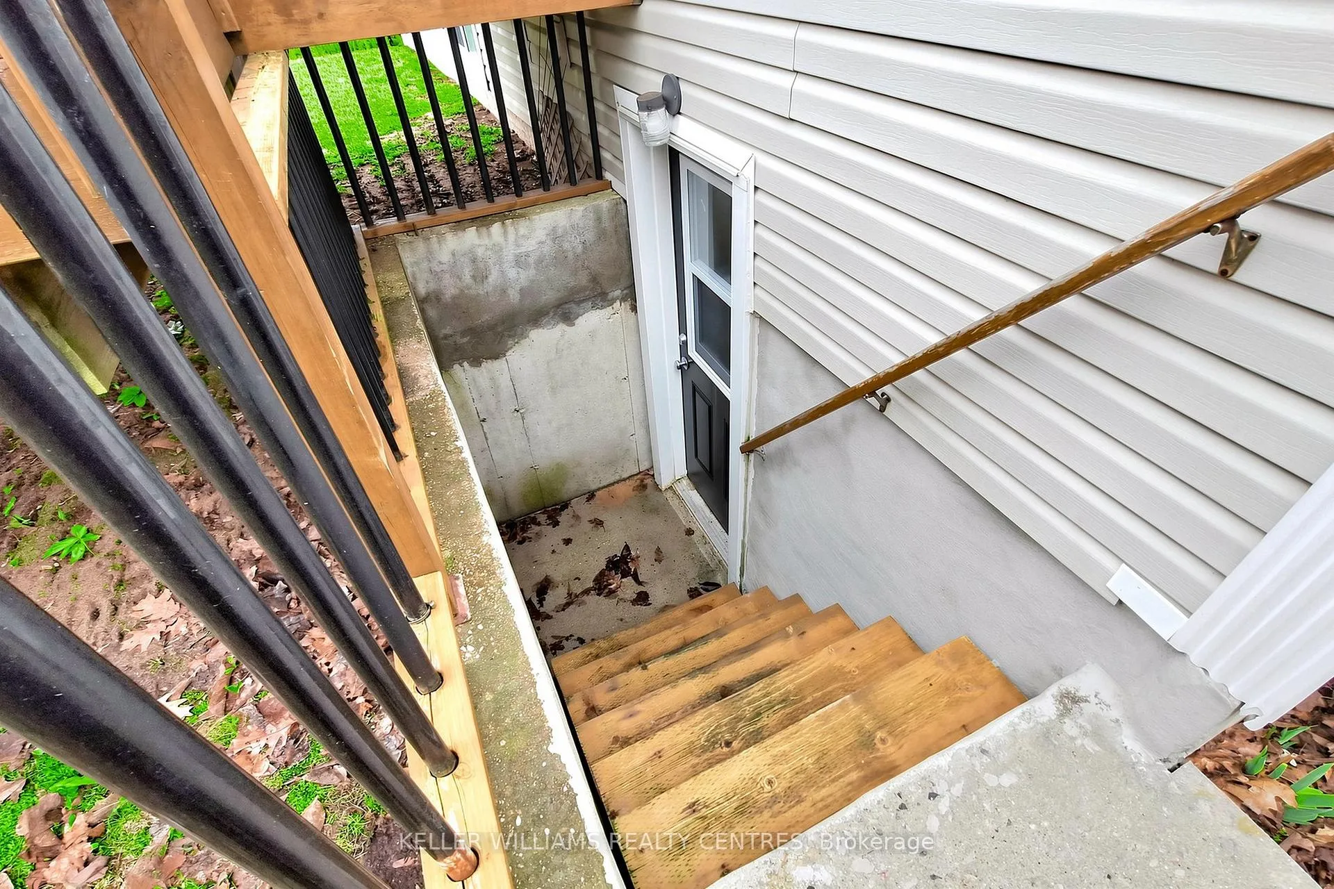 Photo 32 of 171 Marsellus Drive, Barrie, Holly — HOMEH