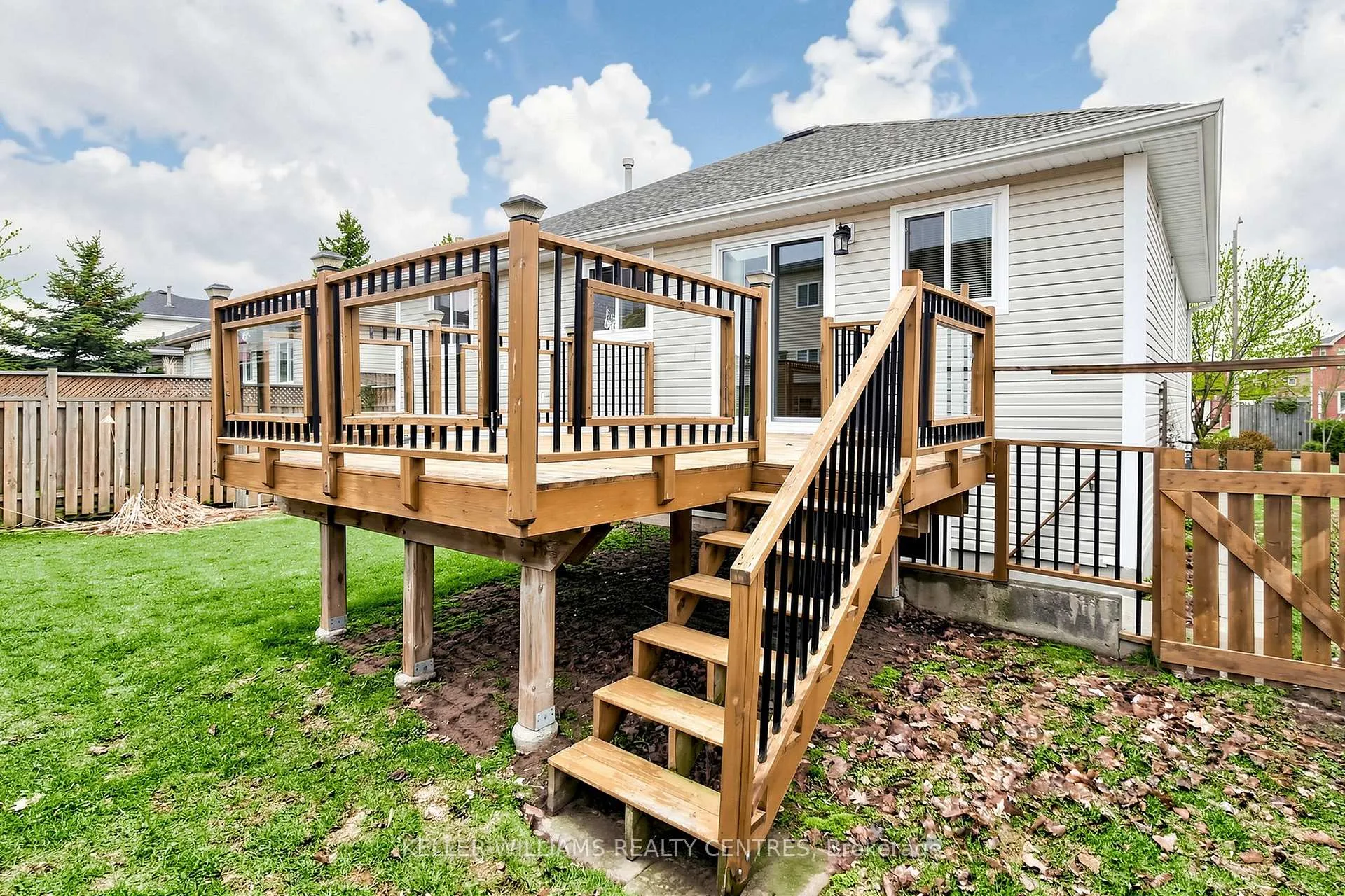 Photo 33 of 171 Marsellus Drive, Barrie, Holly — HOMEH