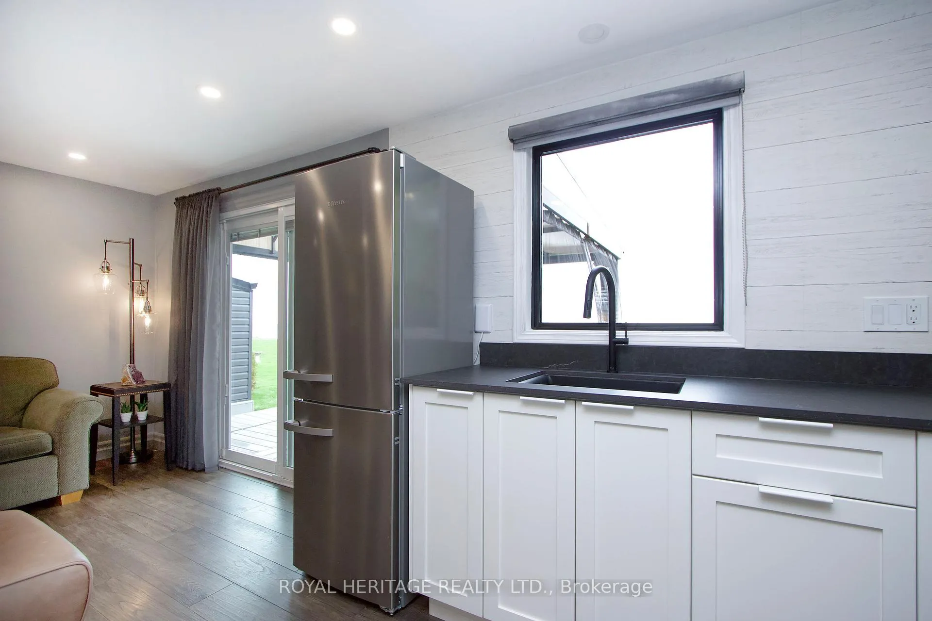 Photo 12 of 43 Bluffs Road, Clarington, Bowmanville — HOMEH
