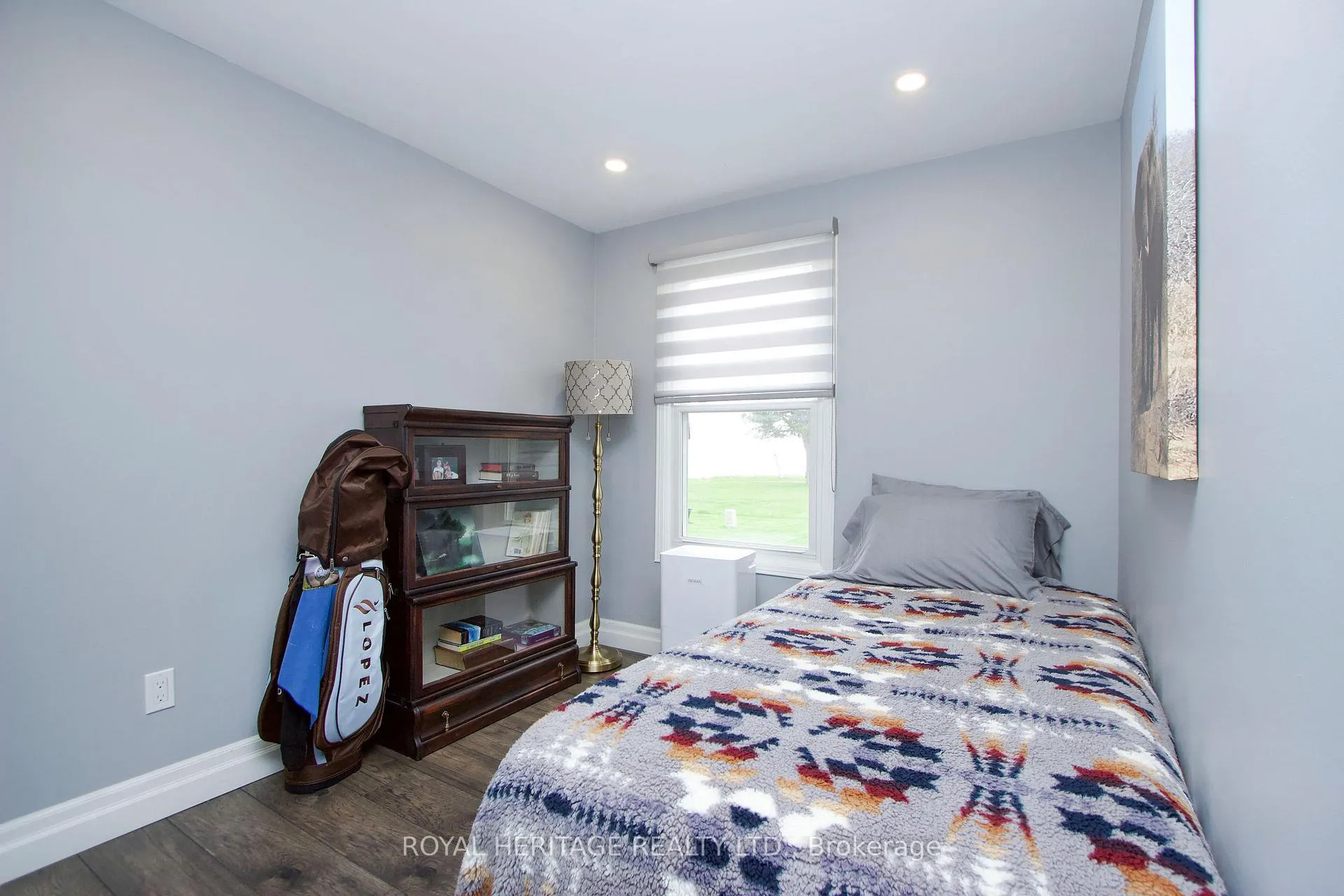 Photo 17 of 43 Bluffs Road, Clarington, Bowmanville — HOMEH