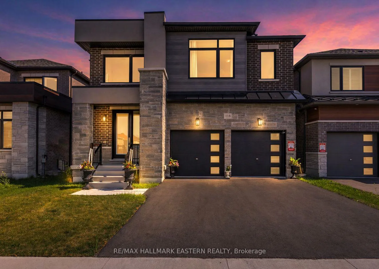 Photo 1 of 118 Whitehand Drive, Clarington, Newcastle — HOMEH