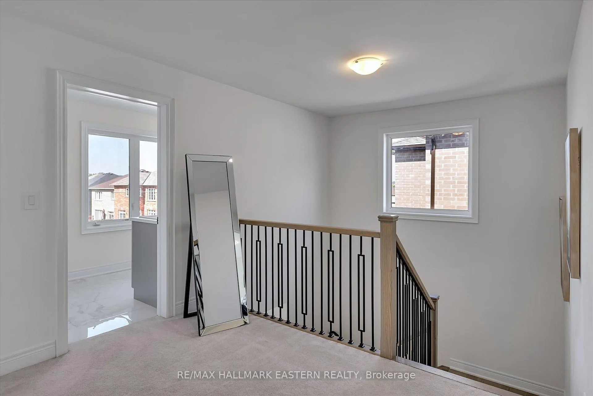 Photo 22 of 118 Whitehand Drive, Clarington, Newcastle — HOMEH