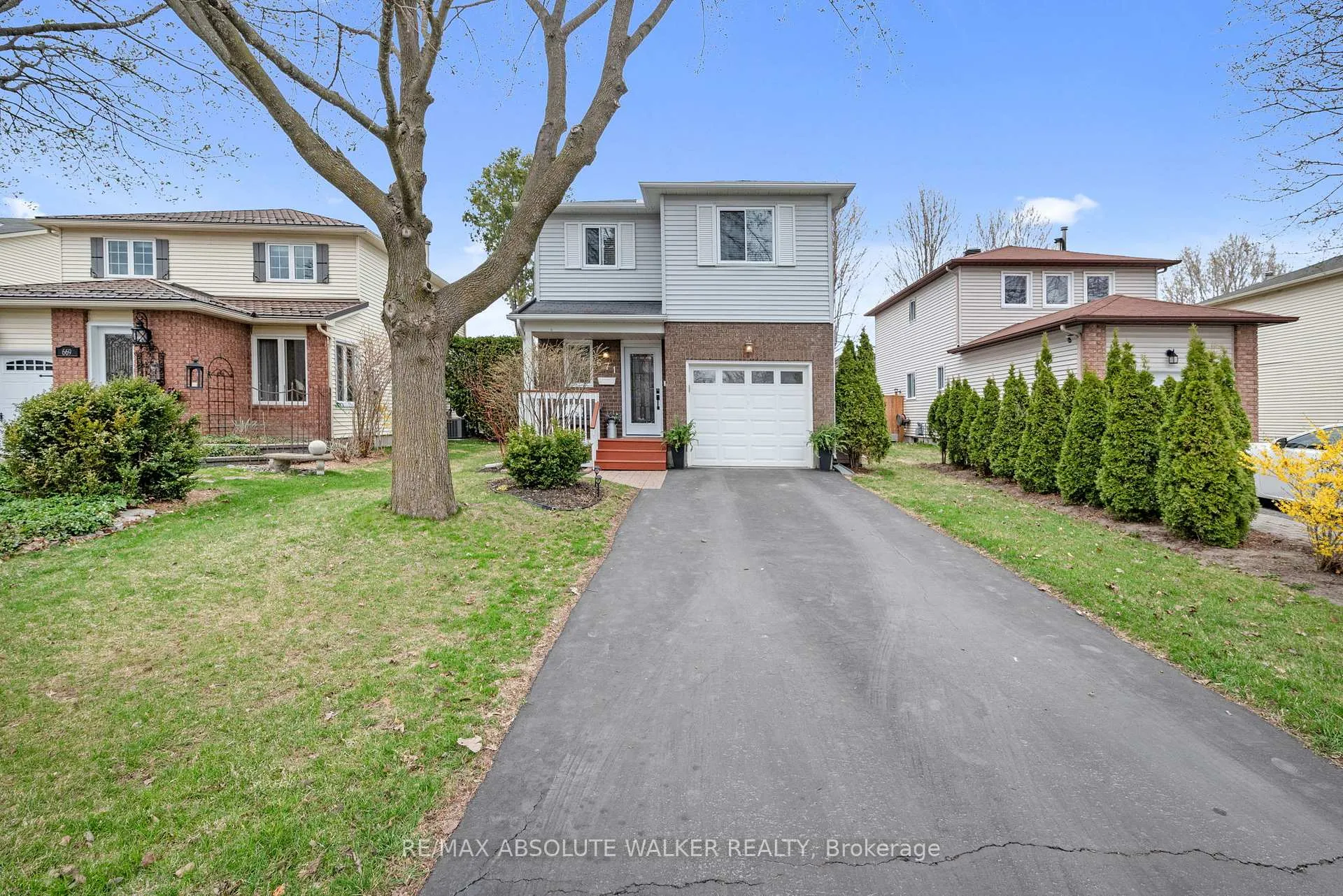 Photo 2 of 671 Mathieu Way, Ottawa, Fallingbrook/Pineridge — HOMEH
