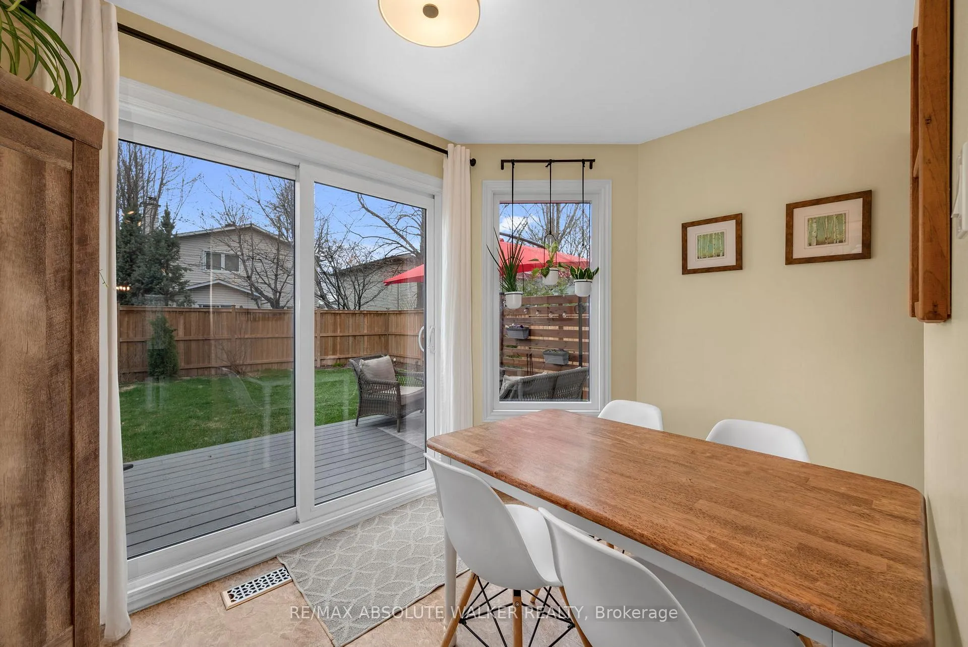 Photo 13 of 671 Mathieu Way, Ottawa, Fallingbrook/Pineridge — HOMEH
