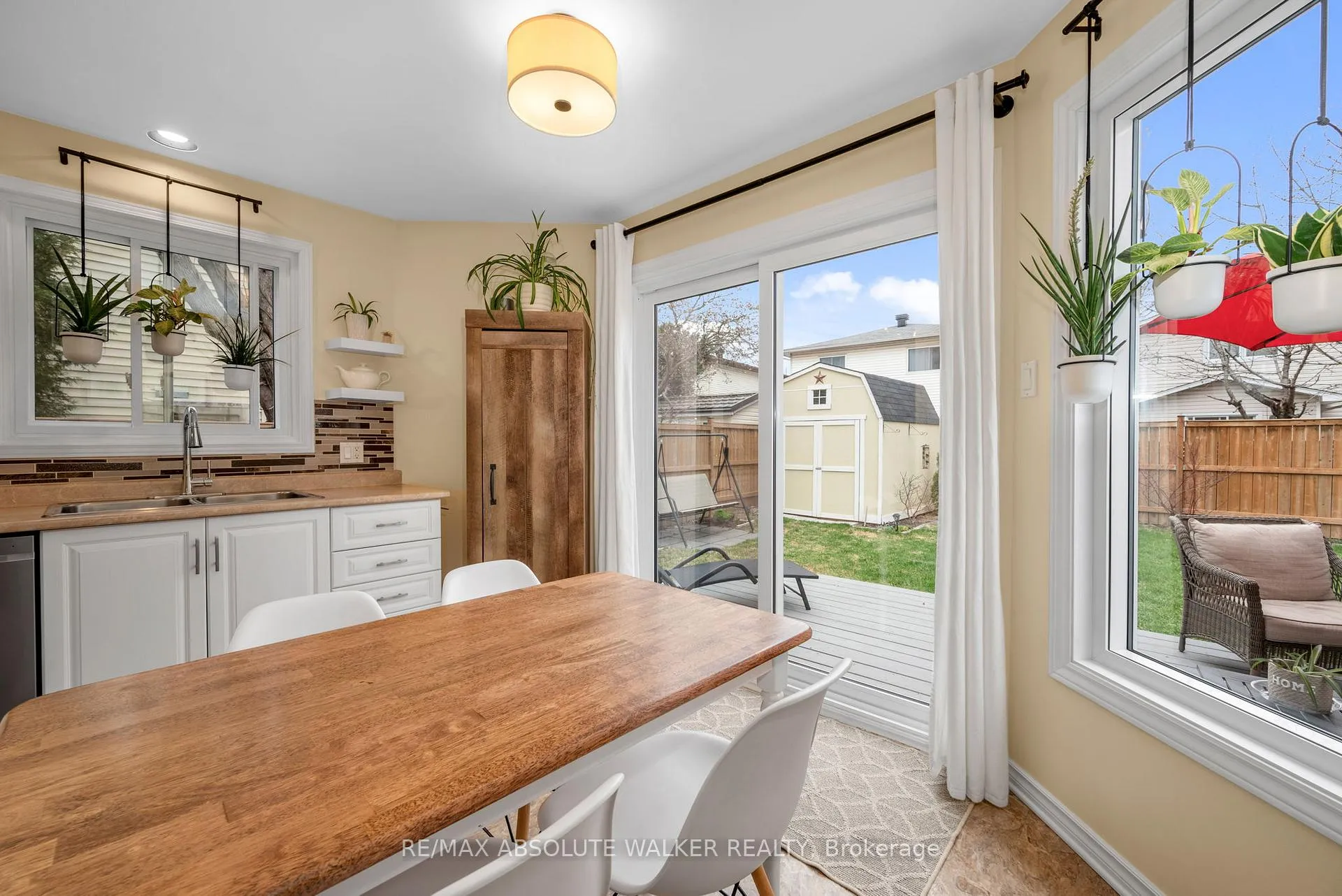 Photo 14 of 671 Mathieu Way, Ottawa, Fallingbrook/Pineridge — HOMEH