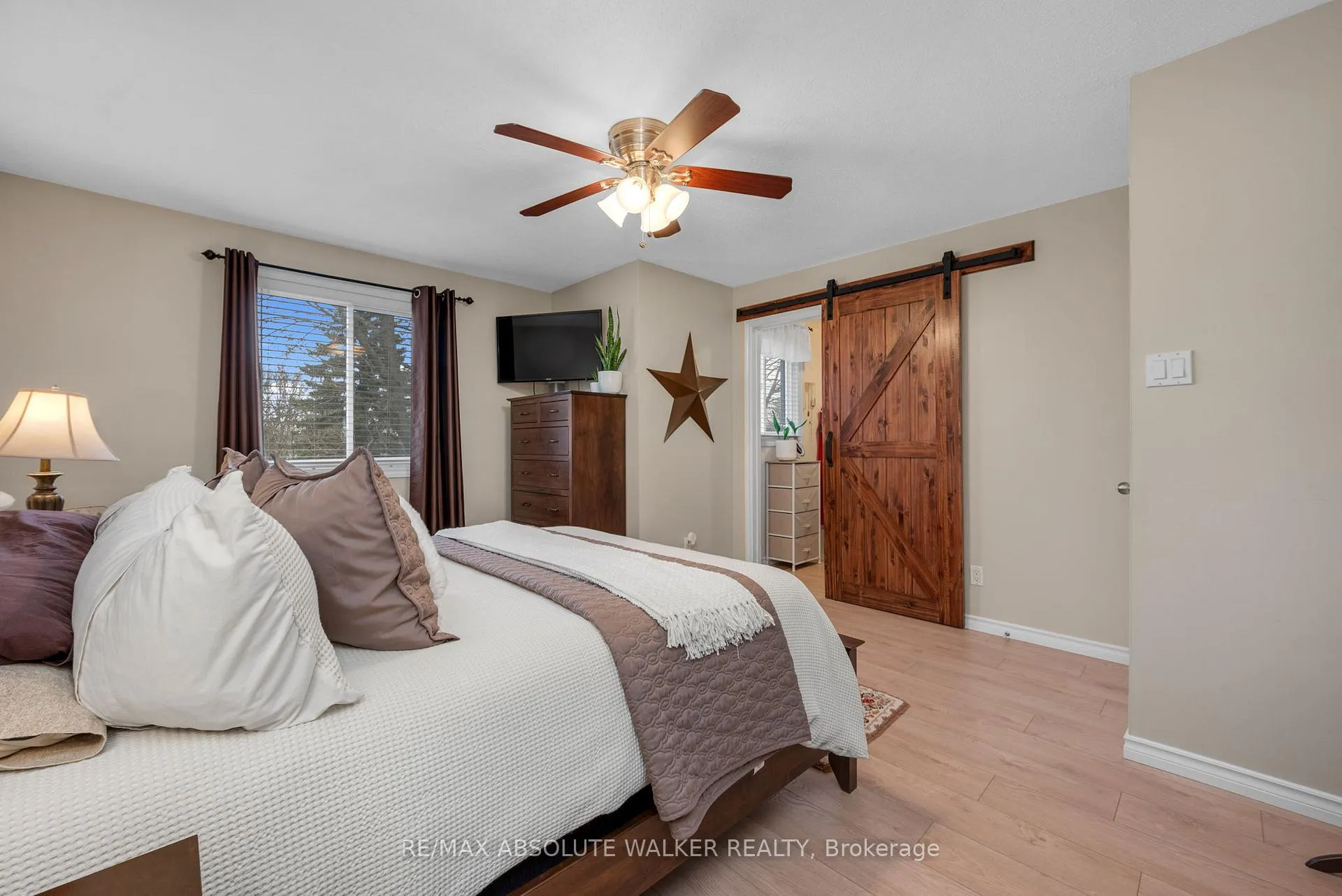 Photo 18 of 671 Mathieu Way, Ottawa, Fallingbrook/Pineridge — HOMEH