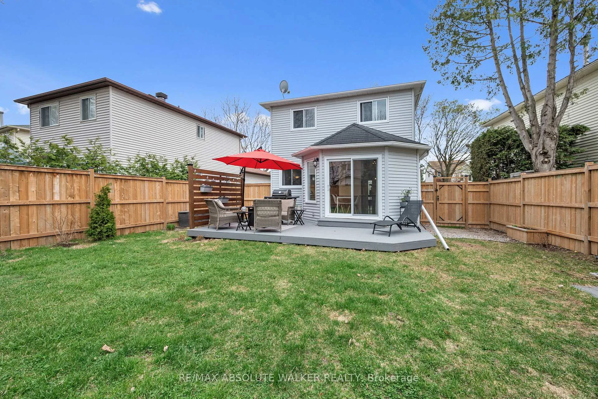 Photo 36 of 671 Mathieu Way, Ottawa, Fallingbrook/Pineridge — HOMEH