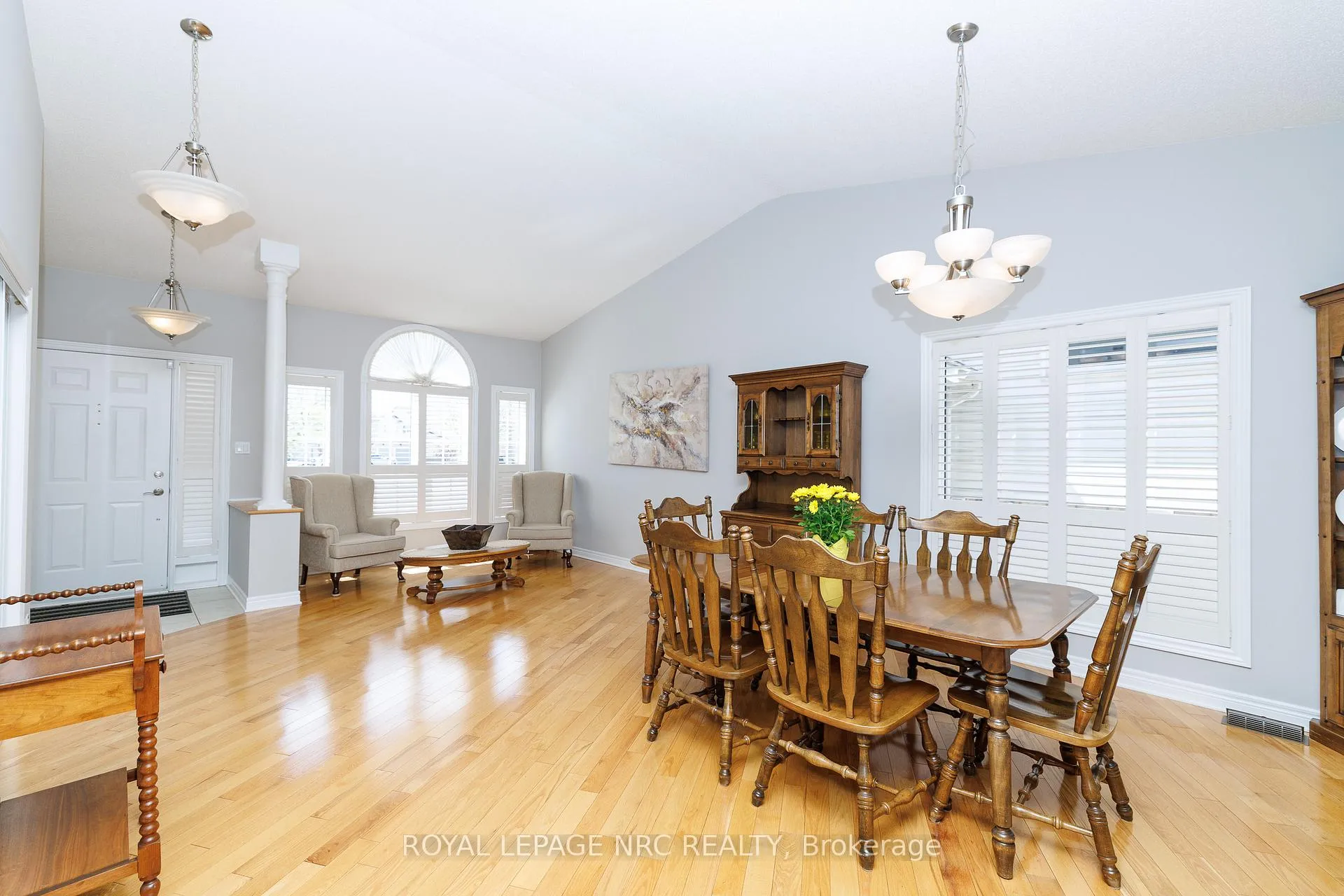 Photo 8 of 9 Summers Drive, Thorold, Confederation Heights — HOMEH