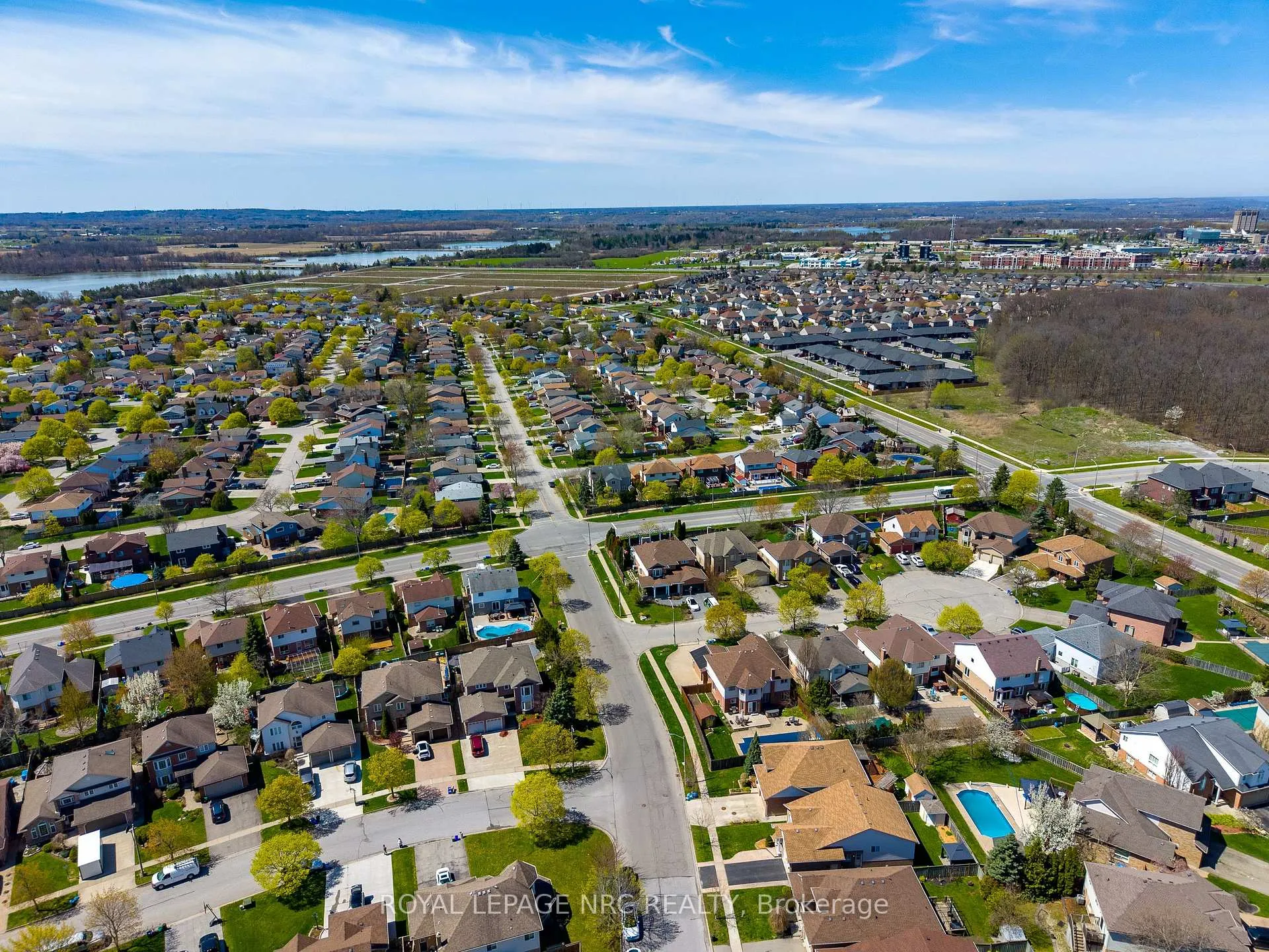 Photo 43 of 9 Summers Drive, Thorold, Confederation Heights — HOMEH