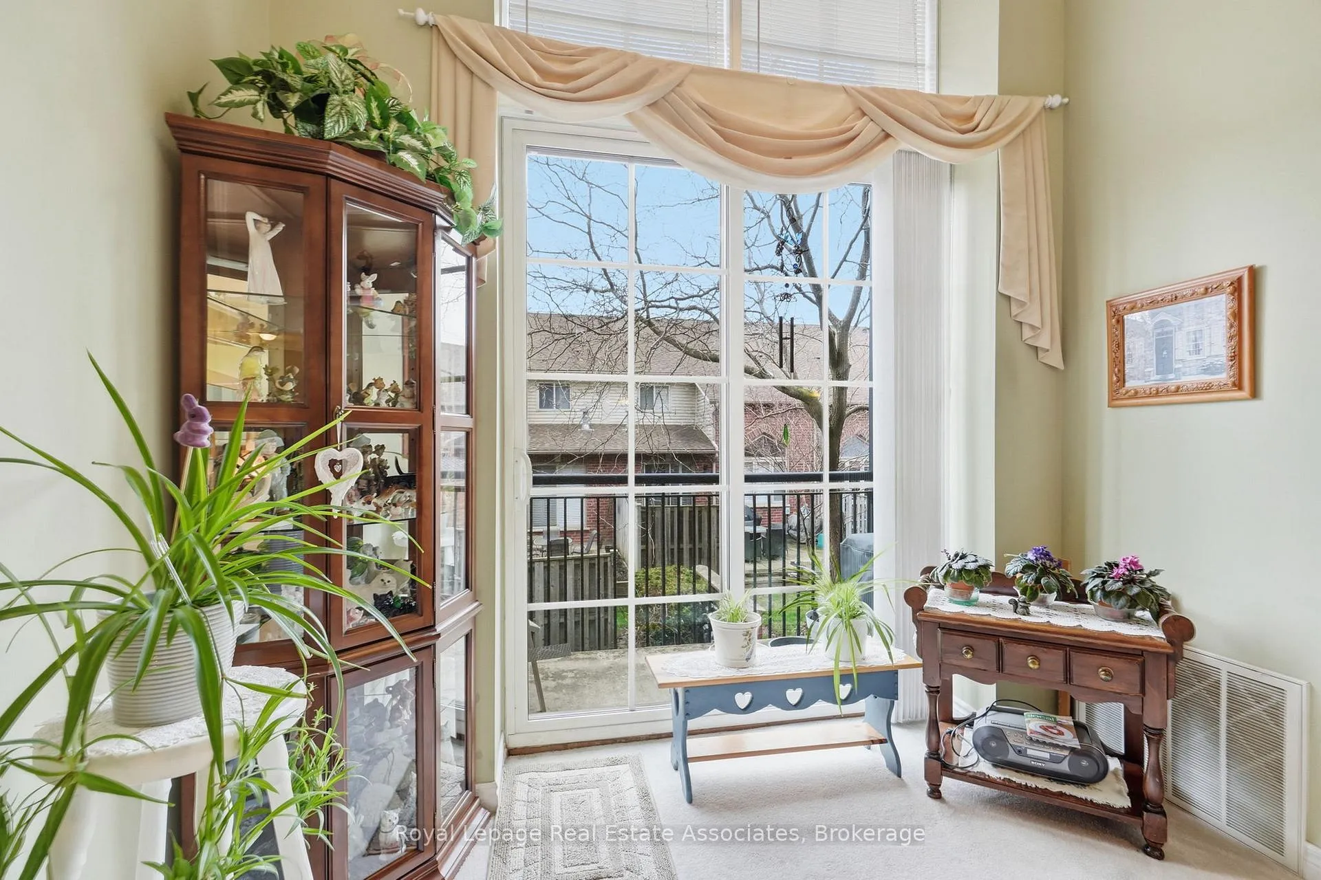 Photo 19 of Unit 216, 262 Dundas Street E, Hamilton, Waterdown — HOMEH