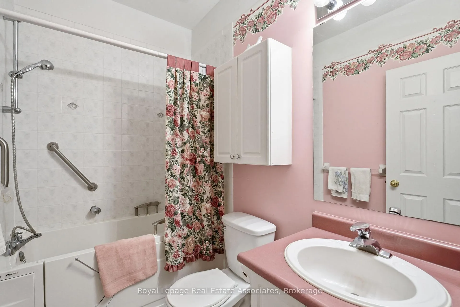 Photo 20 of Unit 216, 262 Dundas Street E, Hamilton, Waterdown — HOMEH